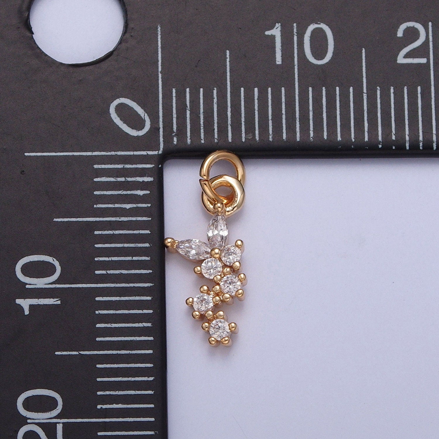 16K Gold Linked Round Micro Pave CZ Clear Stones Pendant, Add on Link Circles Leaves Charm Dainty Crystal Cz for Necklace Bracelet | X-224