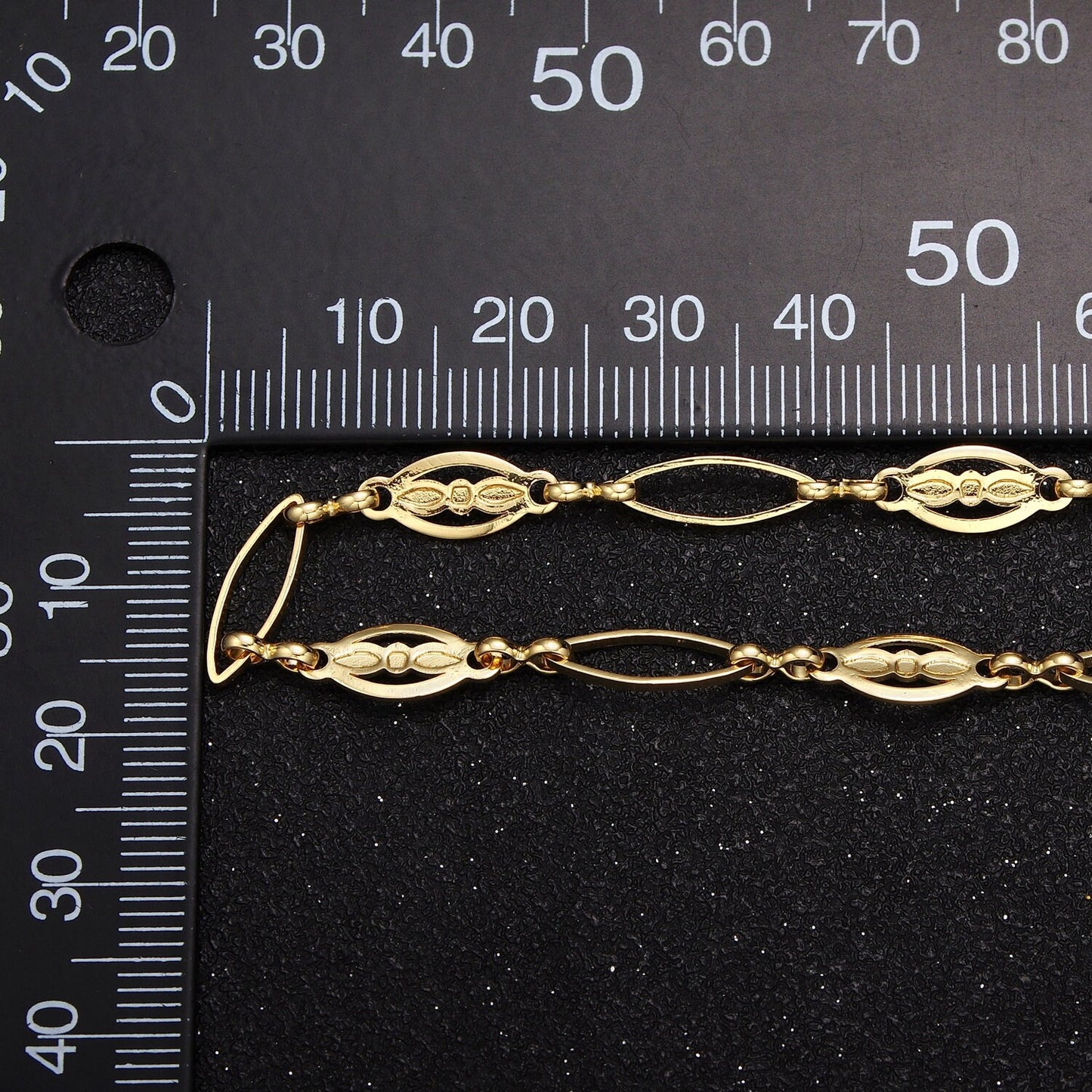 5.8mm Gold Decorative Hollow Sharp Oval Chain w. Figure Eight Link by Yard, 24K Gold Filled Wholesale Bulk Roll Chain | ROLL-847