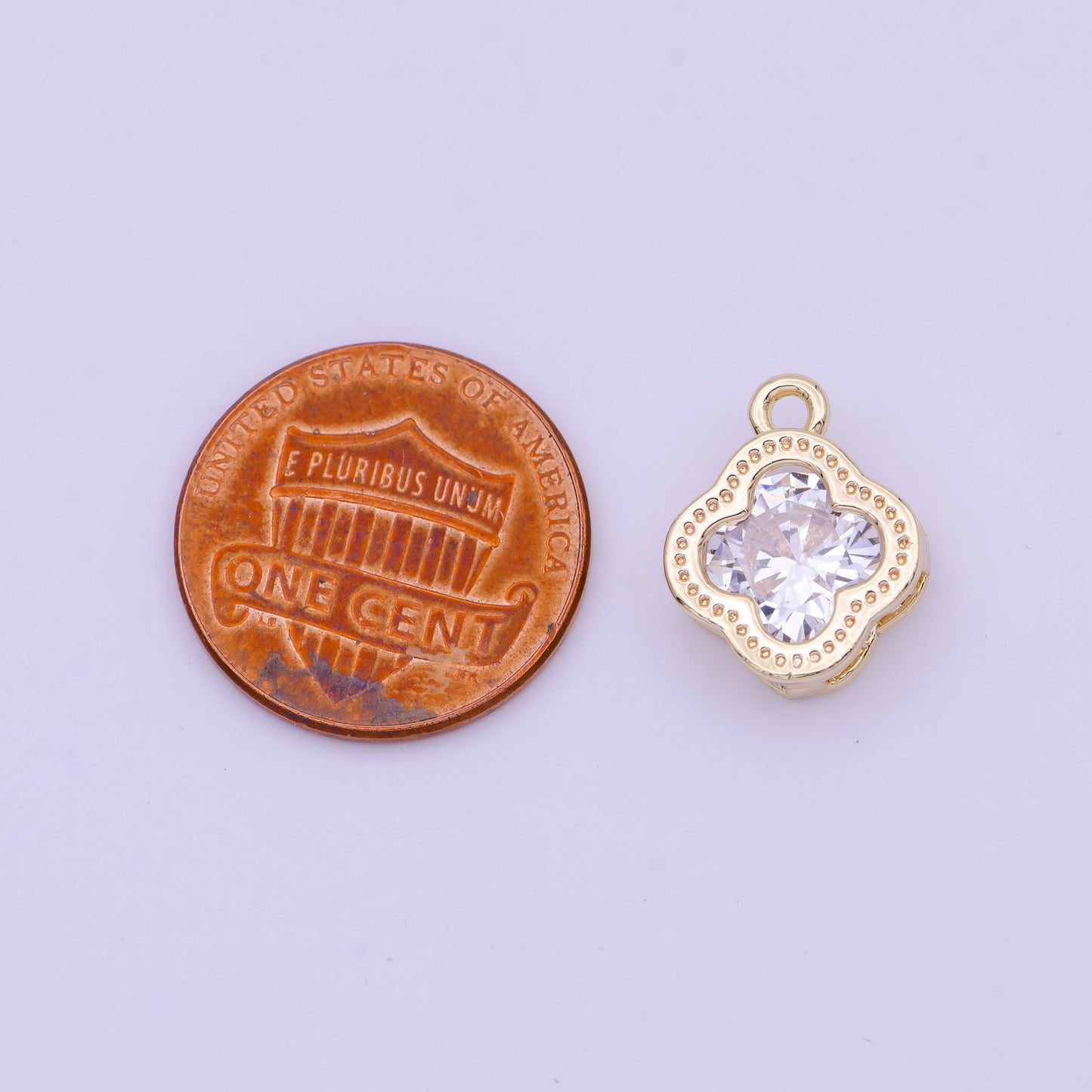 Mini Gold Clover Charm for Add on Charm Lucky Jewelry X-718