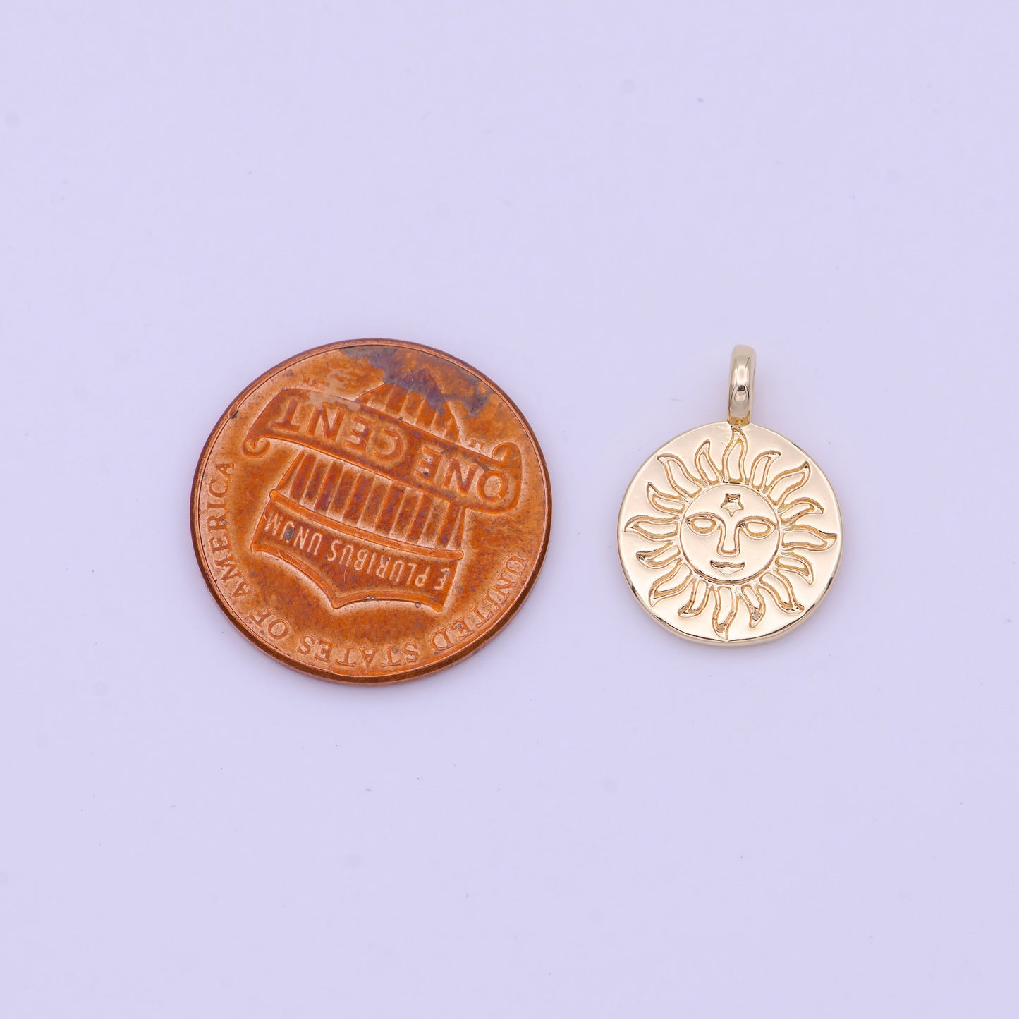Mini Gold Sun Charm Sun Face Pendant d-469