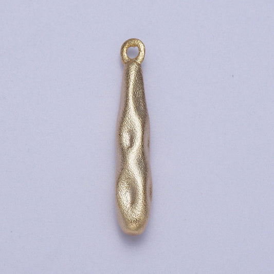 Dainty Gold Matte Stick Charms 22.6x3.9 mm