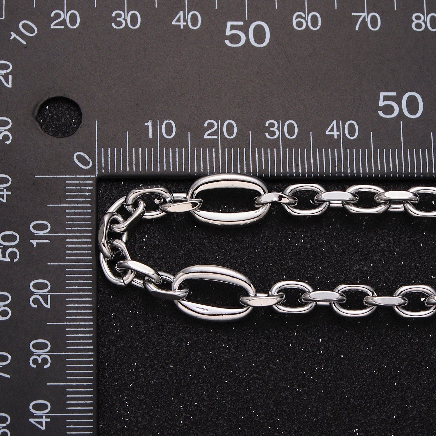 24K Gold Filled 9mm Designed Oval Link Gold / Silver Unfinished Wholesale Chain For Statement Jewelry Making | Roll-897, Roll-898