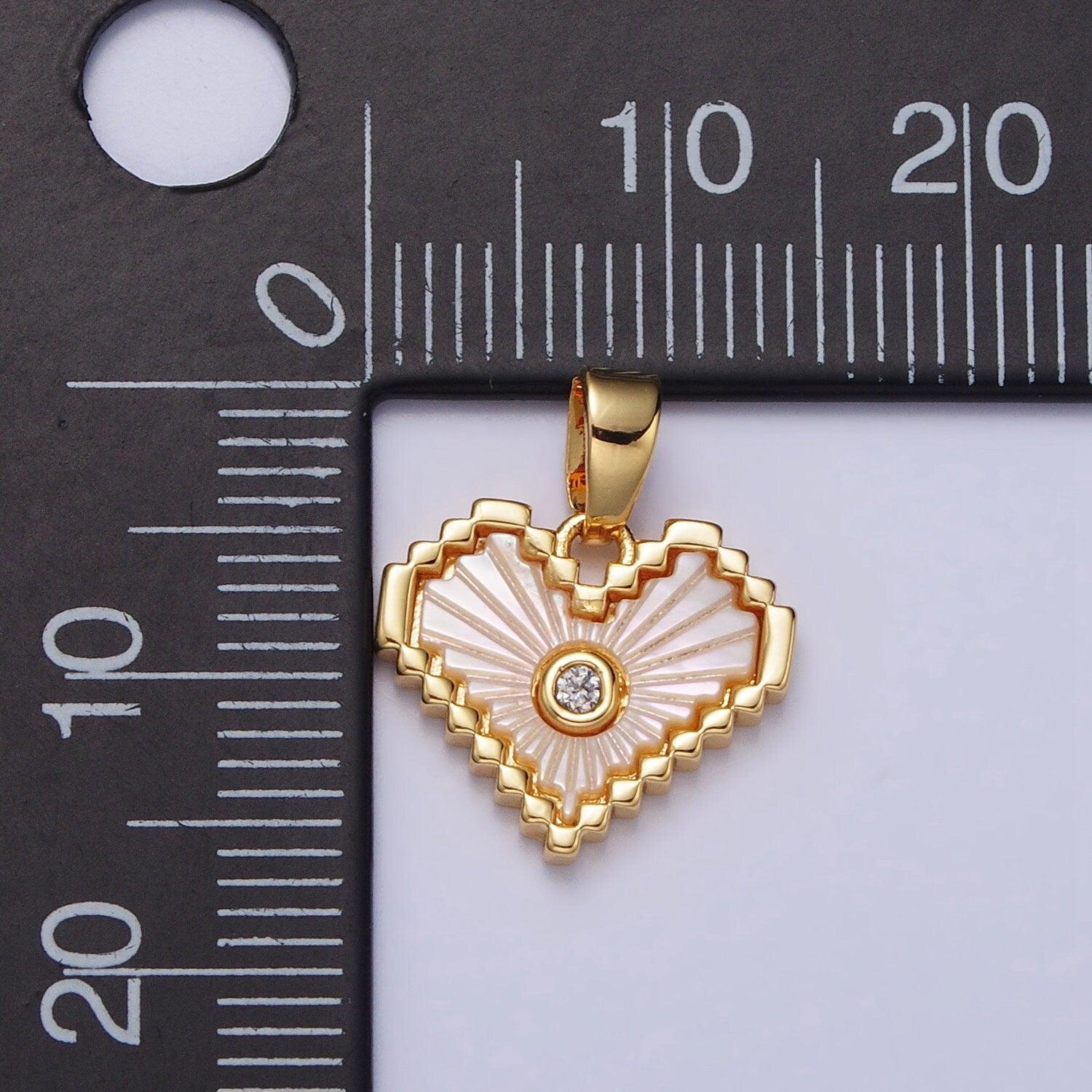 Pink Gold Filled Heart Pendant Radiant Style Dainty Pink Shell Pearl Love Charm Sunburst Hearts Love for Minimalist Jewelry Supply AA108