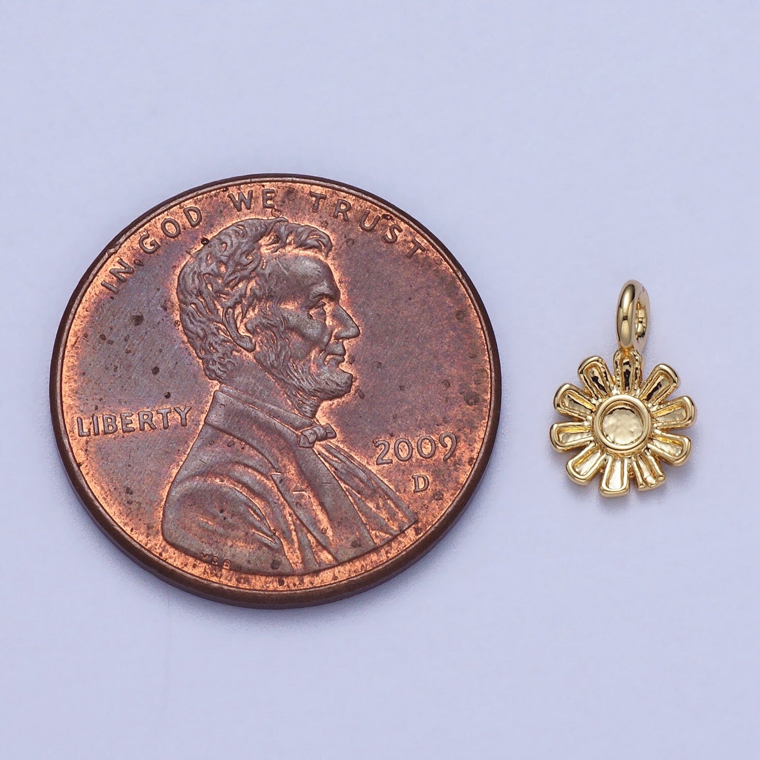 Mini Gold Flower Charm Floral Charm Spring Garden Charm Jewelry Finding Silver Daisy Charm for Necklace Bracelet Earring Supply AC032
