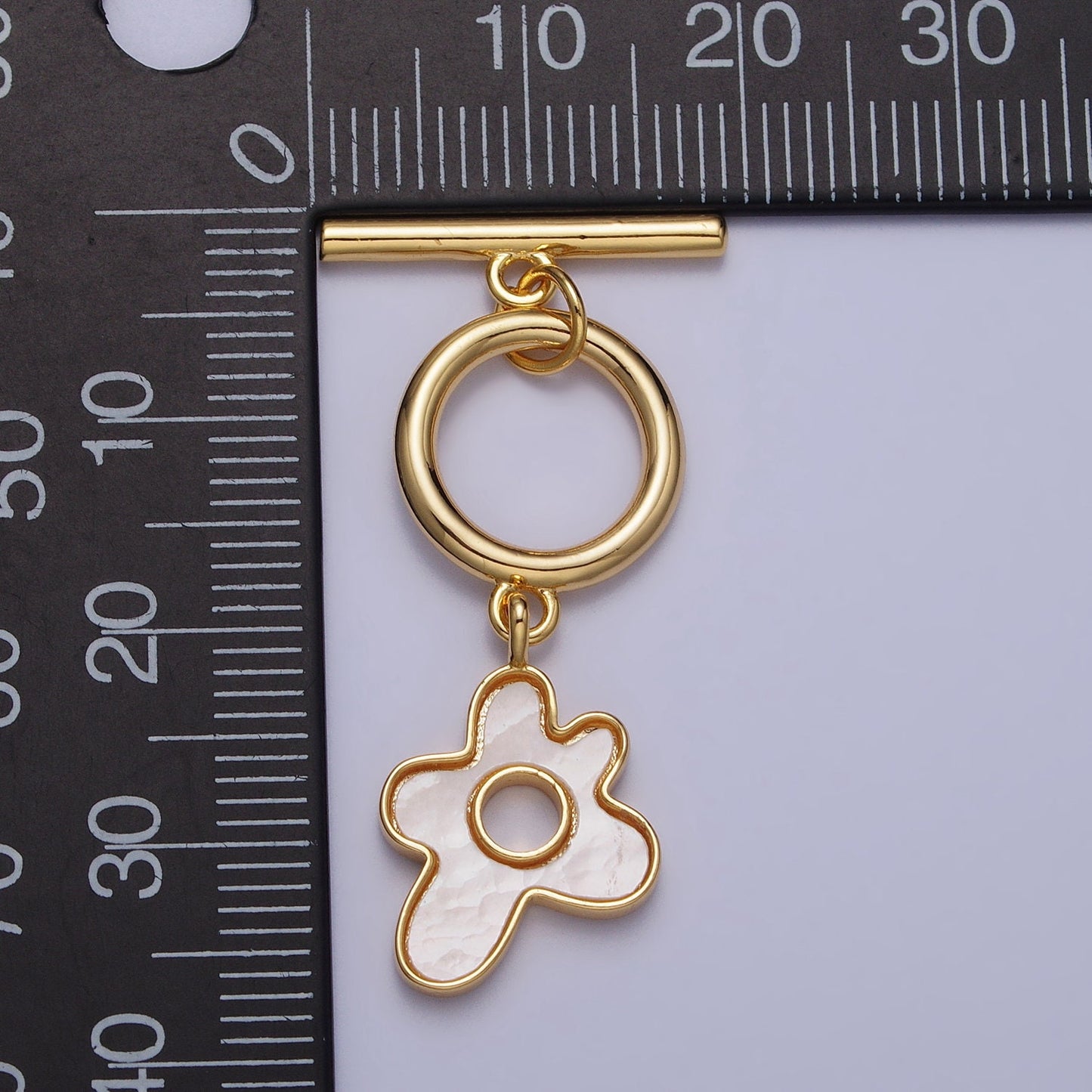 Abstract Shell Pearl Gold Flower Toggle Clasp, Jewelry Clasp OT Clasp Findings Z093