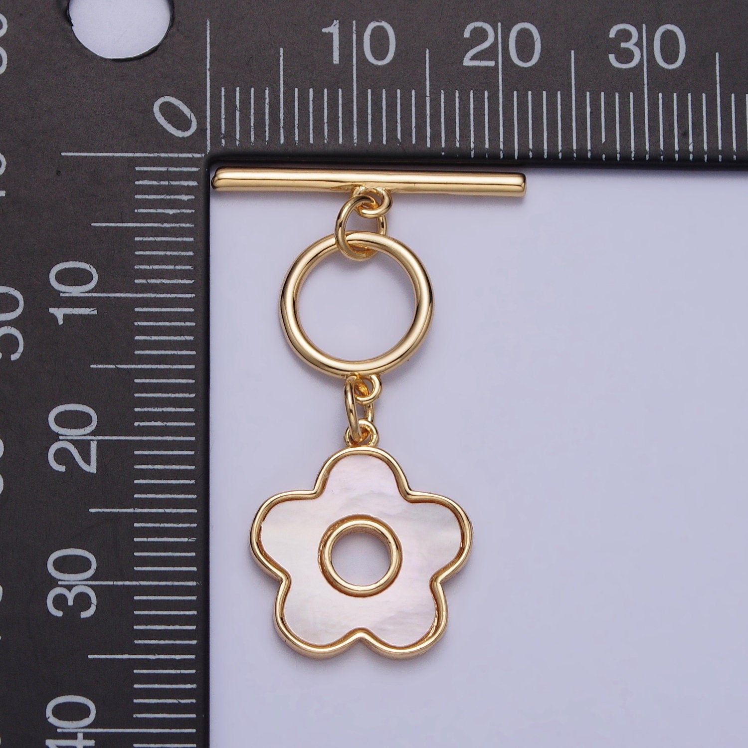 Gold Daisy Flower OT Clasp Shell Pearl Gold Flower Toggle Clasp, Jewelry Clasp Findings Z092