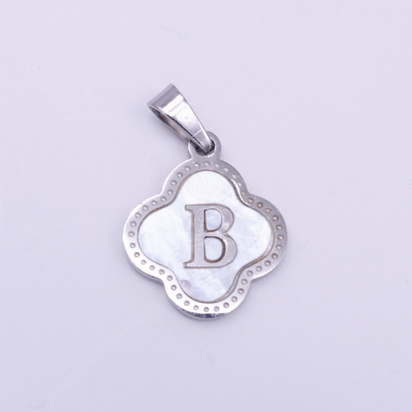 Quaterfoil Pearl Letter Charm Gold Clover Alphabet Charm Shell Letter Pendant Personalized Initial Charm Stainless Steel Tarnish Free AD677