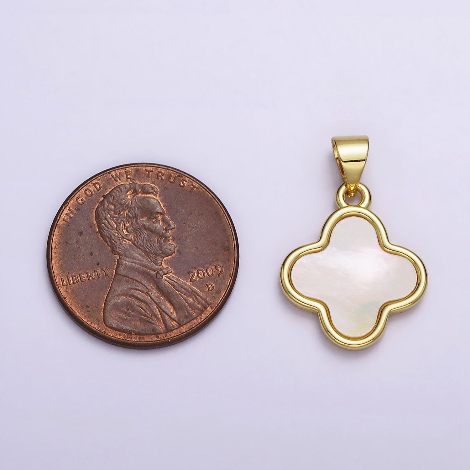 Dainty 24k Gold Filled Quatrefoil Pendant Gold Charm Mother of Pearl Necklace Bracelet Pendant Four leaf Clover Lucky Charm AA553