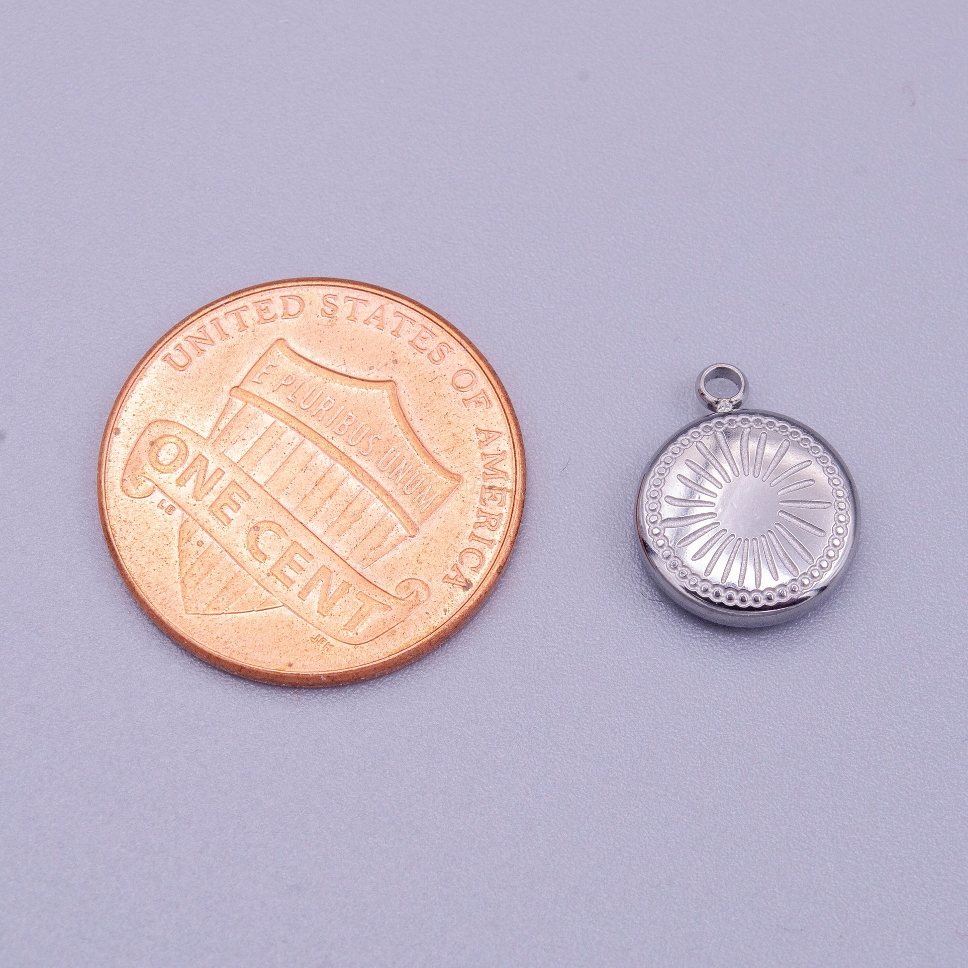 Mini Gold Silver Sun Charm- sun burst charm, Dainty Charms Stainless Steel Sun Charm, Sun Rays, Celestial Charm P-913