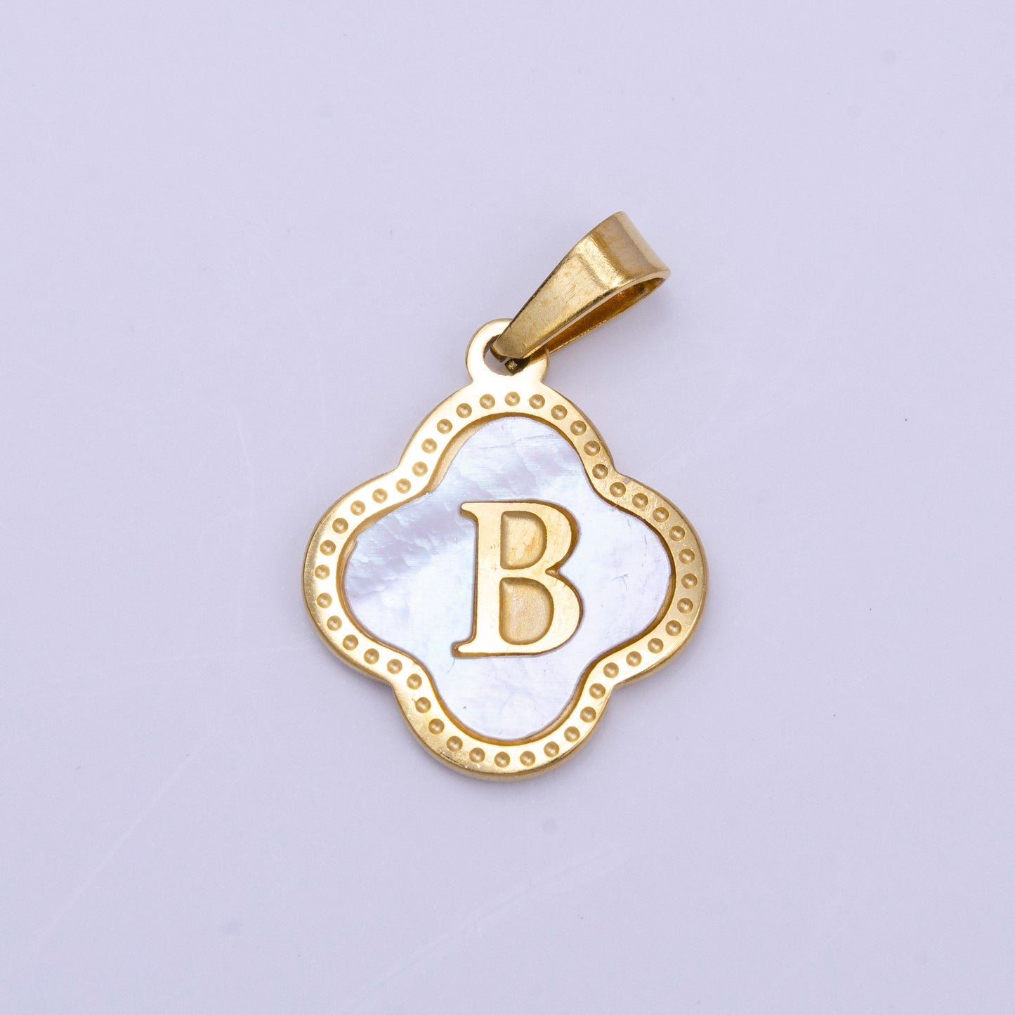 Gold Pearl Letter Charm Gold Clover Alphabet Charm Shell Letter Pendant Personalized Initial Charm Stainless Steel Tarnish Free AD677
