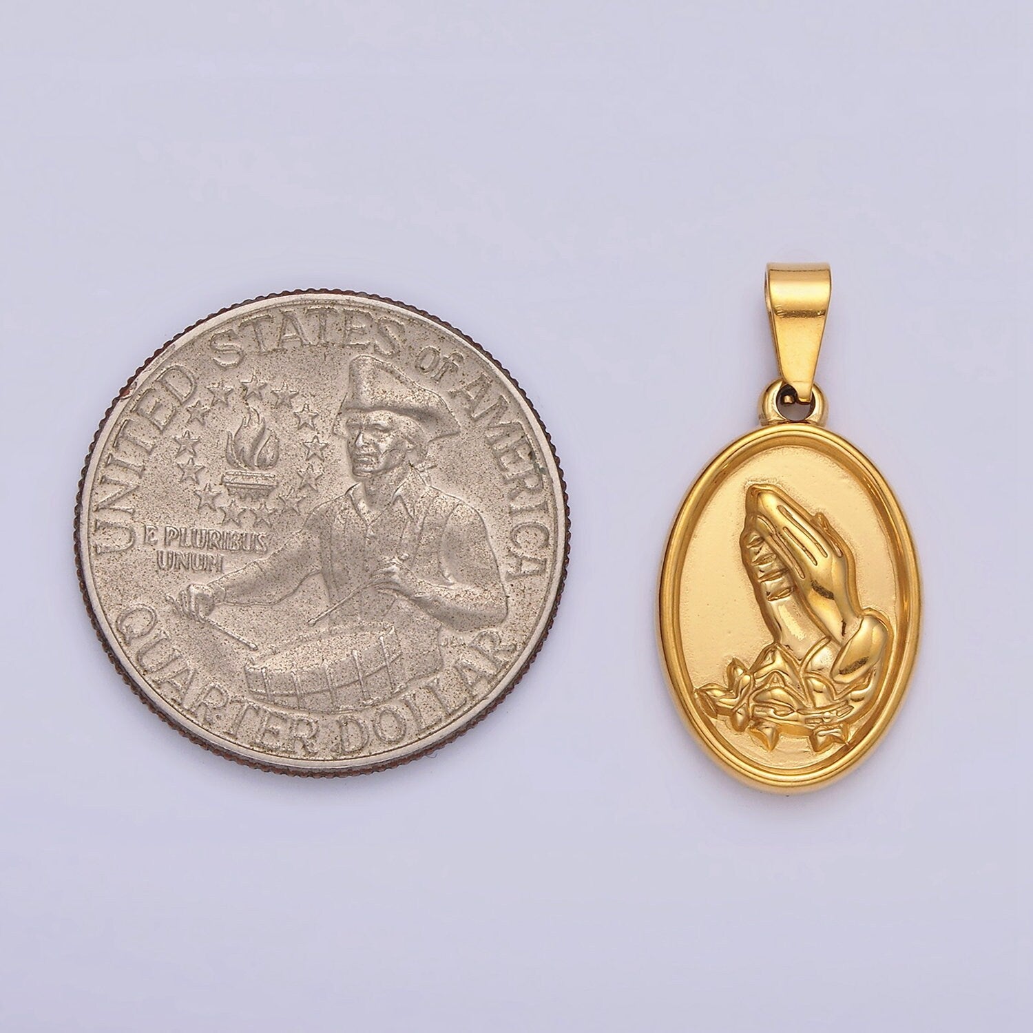 Gold Stainless Steel Oval Prayer Hands Pendant, Religious Gifts Dainty Jewelry Christian Jewelry, Protection Pendant Spiritual Gift P803