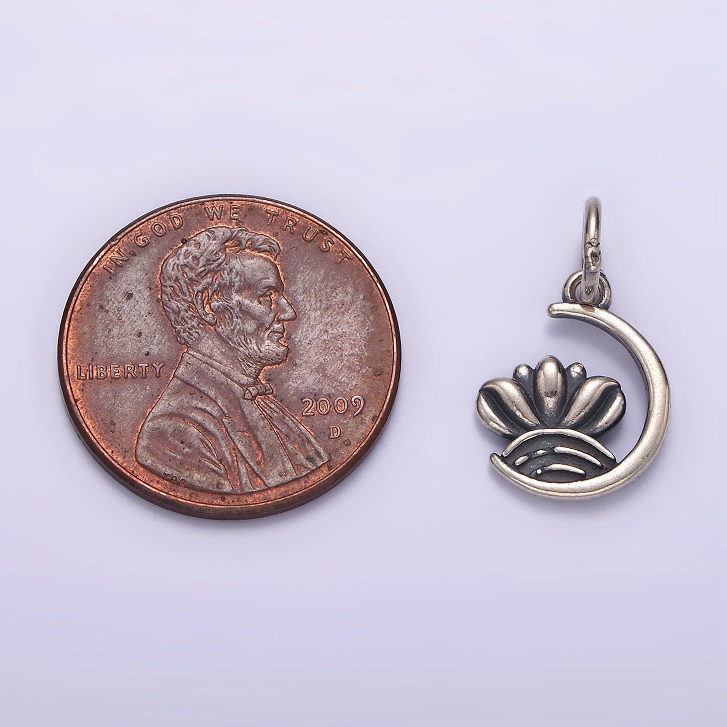 S925 Sterling Silver Celestial Crescent Moon Curved Line Charm | SL-383