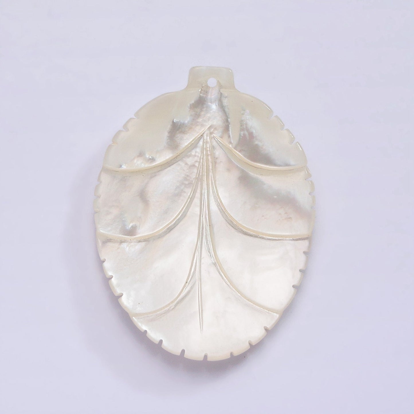 1x White Mother of Pearl Leaf Pendants MOP Leaf Charm Carved Leaf Pendants for Wedding Jewelry Necklace 30mm x 42mm