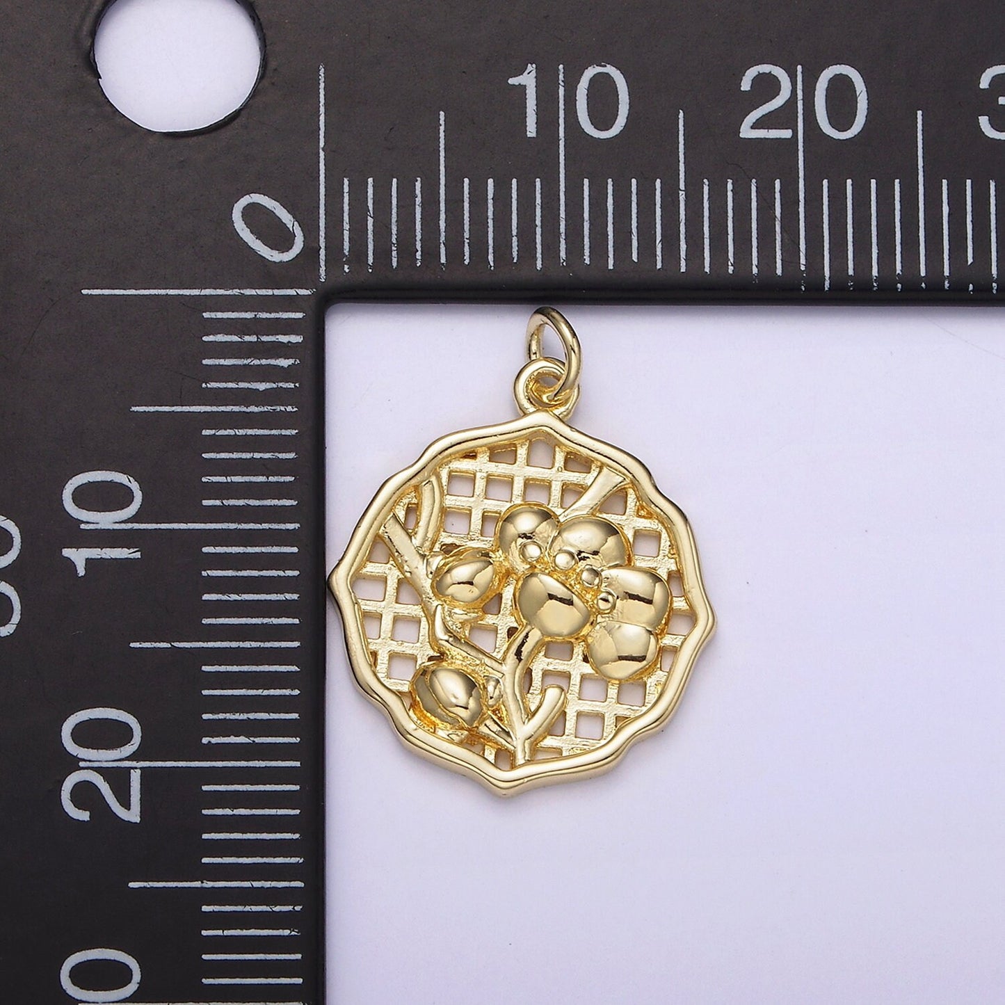 Dainty Gold Rose Charm Flower Decorative Coin Frame Shape Pendant Floral Charm for Necklace Bracelet Component AG232