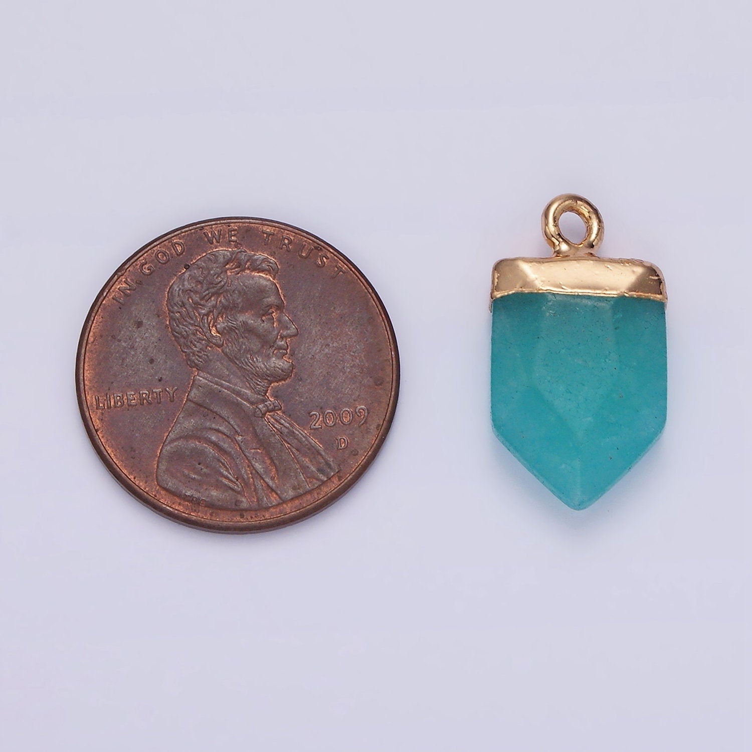 Gemstone Pointed Pendant Stone Crystal, Amethyst, Quartz, Labradorite, Amazonite, Teal Gold Plated N1728 N1729 N1730 N1731 N1732