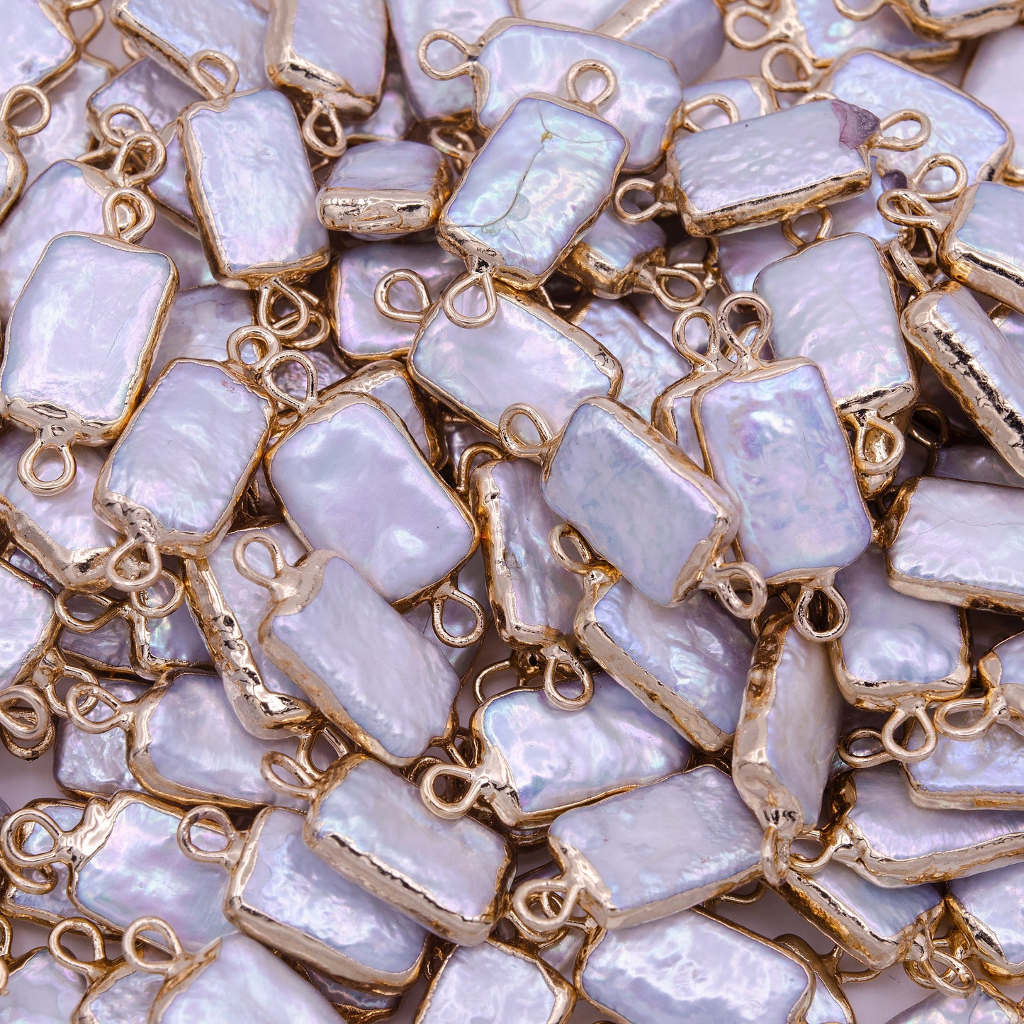 1x Freshwater Pearl Connectors, Gold Rectangle Two Loop White Charms Small Natural Shell Gold Edge Links P1849