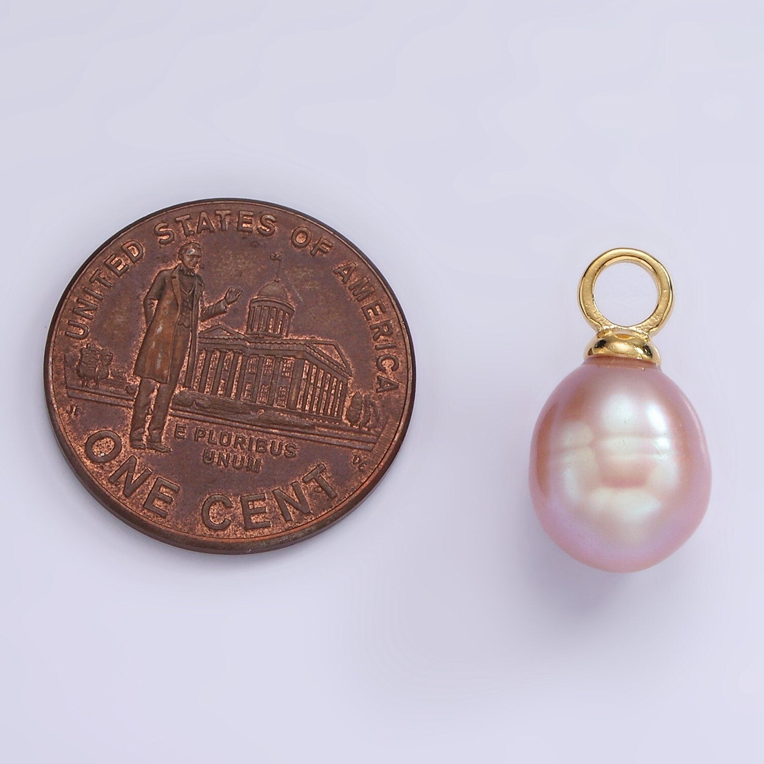 Beautiful Mauve Pink / Purple Oval Pear Pearl Charm Teardrop Genuine Freshwater Mermaid Pearls Pendant P1661