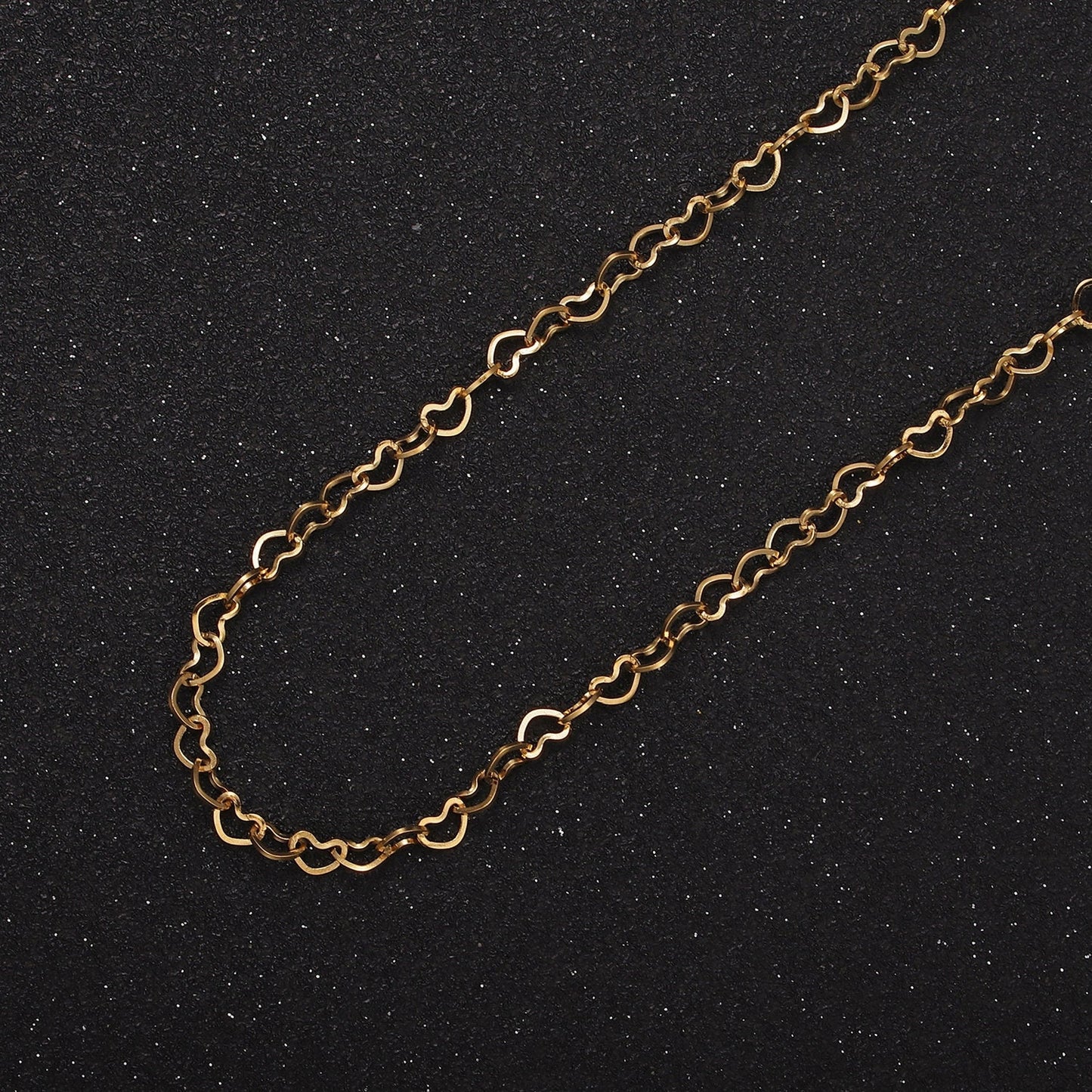 Dainty Gold Stainless Steel Heart Link Gold Chain by Yard Wholesale bulk Roll Chain for Jewelry Making Width 3mm Width ROLL-1474