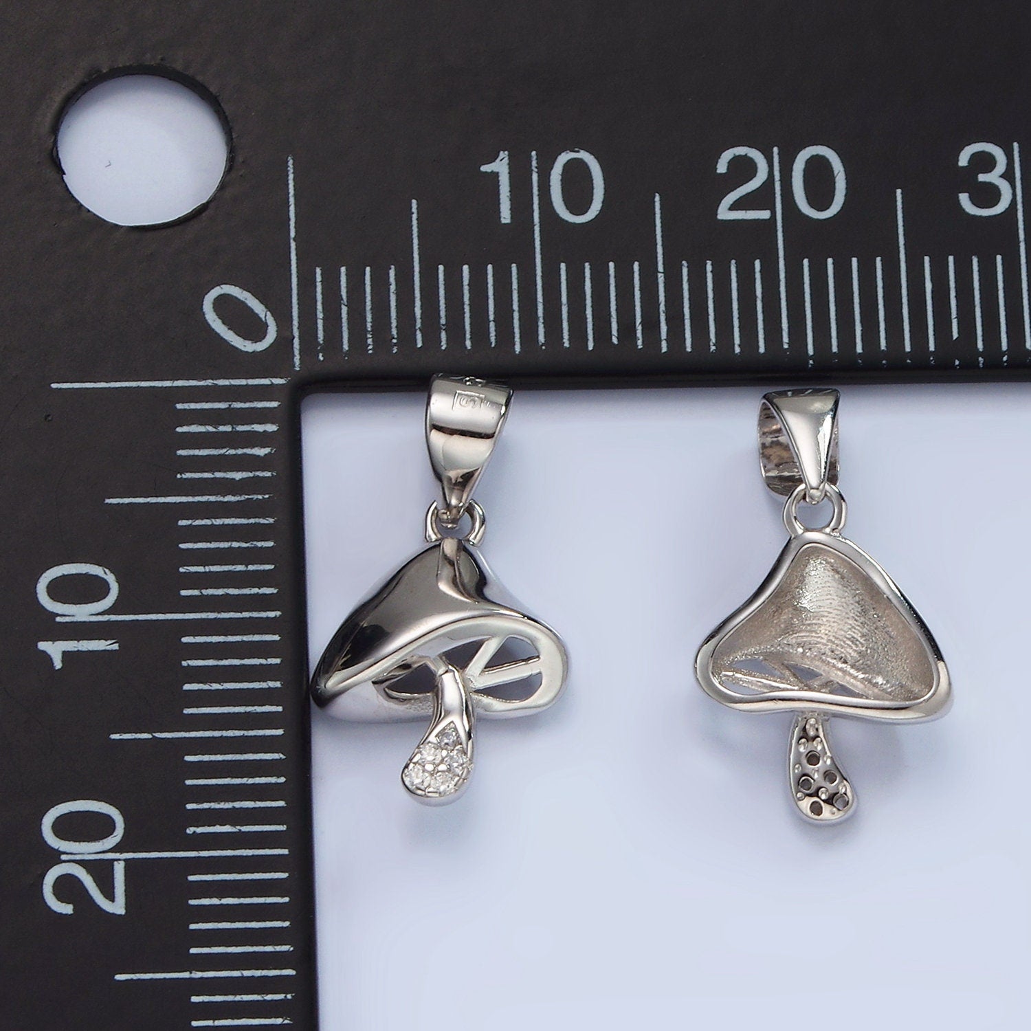 S925 Sterling Silver Micro Paved CZ Mushroom Plant Pendant | SL-454