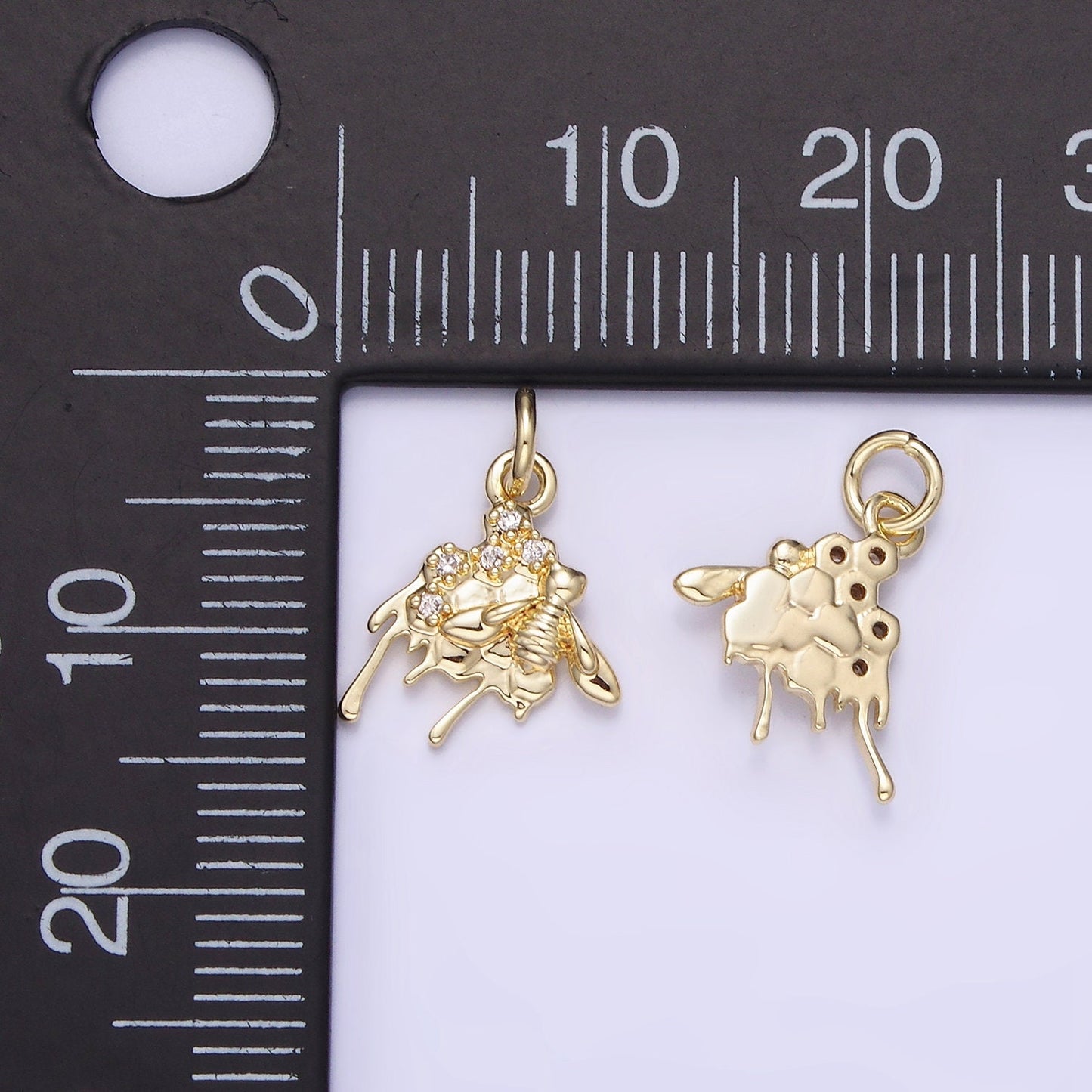 14k Gold Filled Bee Pendant Charm, Insect Bug Pendant Charm Tiny Animal Pendant For DIY Jewelry Add on Charm Bracelet Necklace Earring AG749