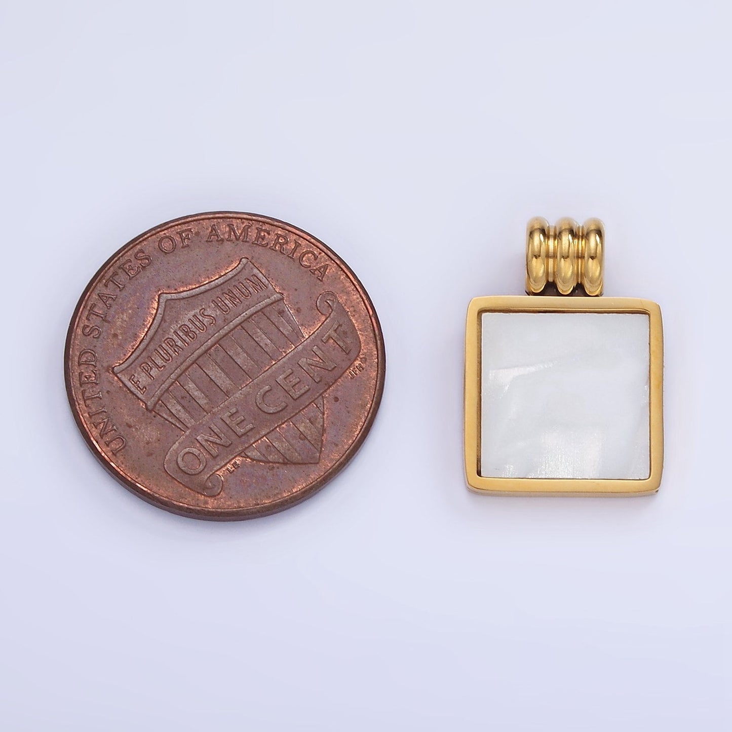 Stainless Steel Shell Pearl Square Pendant 16.6mm | P-968