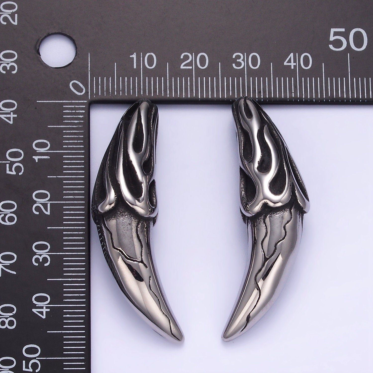 Chunky Silver Heavy Metal Steel Tusk Pendant Goth Necklace Charm Edgy Jewelry Necklace for Men P-944