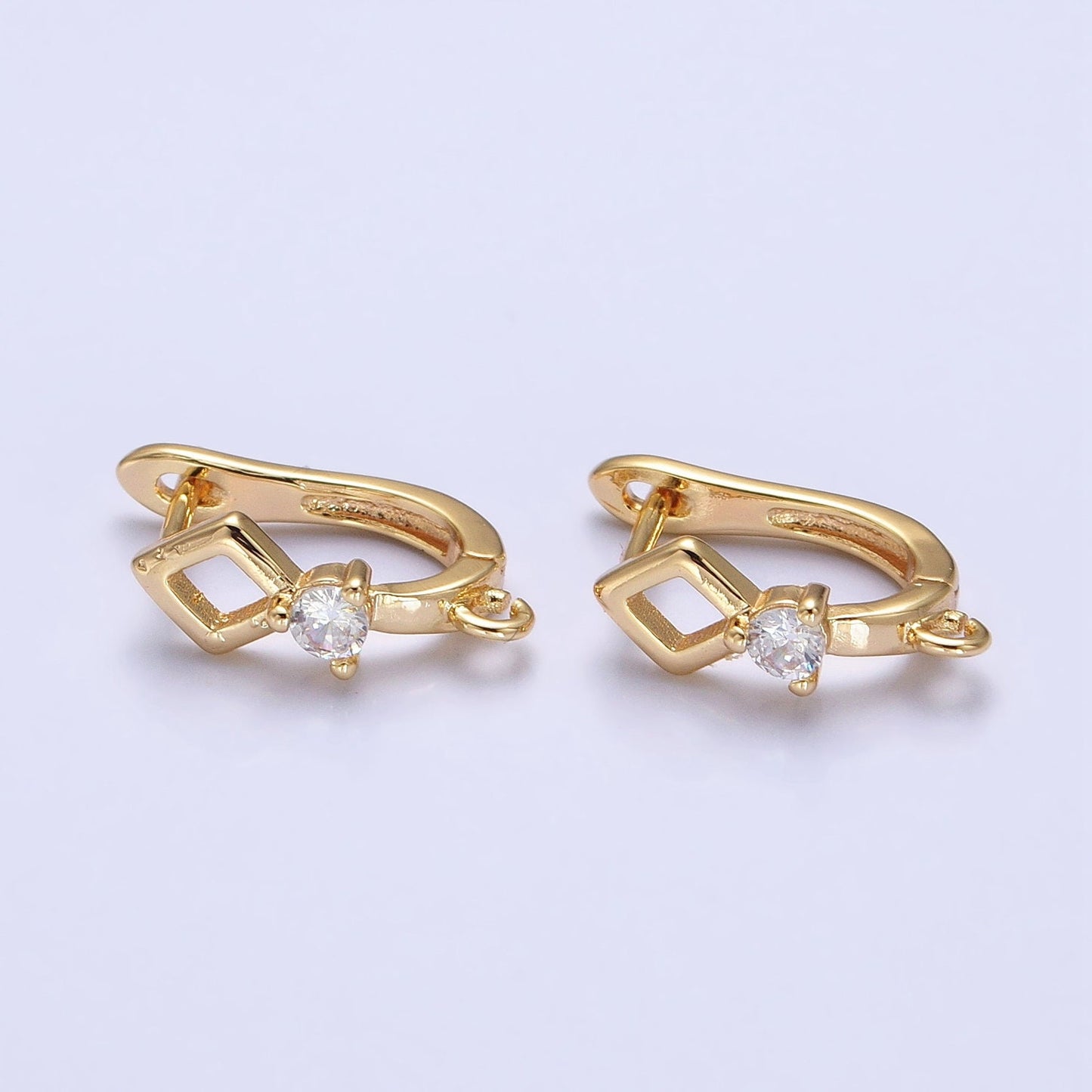 English Open Loop Lock Earrings Gold Supply | Z-331