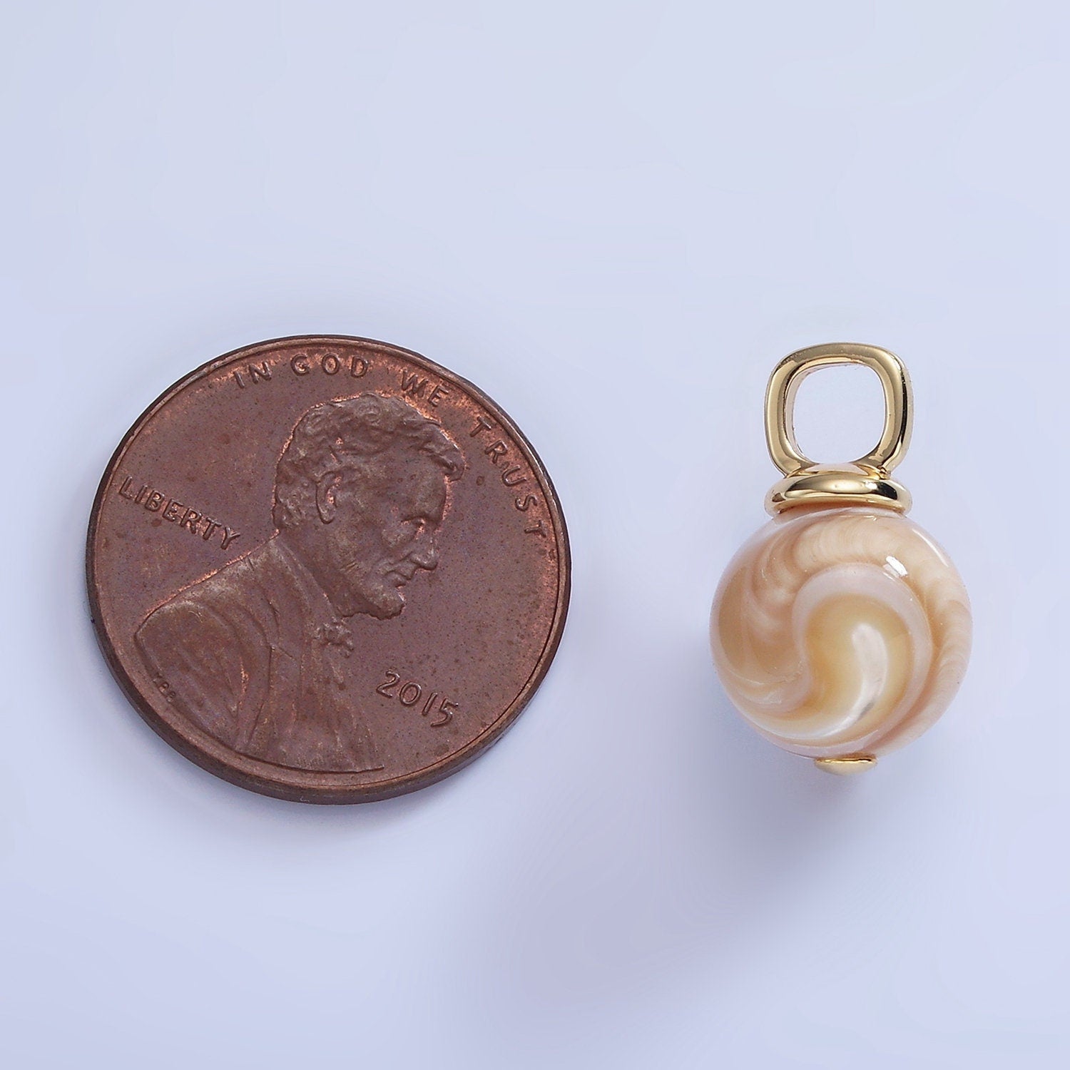 Natural Golden Brown Mother of Pearl Shell Round Beads Charm 10mm High Quality Iridescent Pearl Gemstone for Necklace Component P-1751