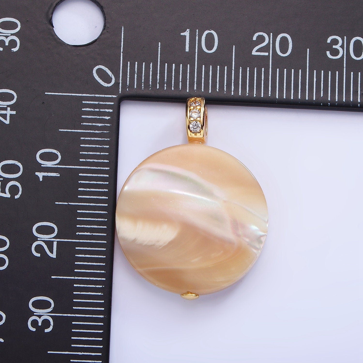 Beautiful Mauve Champagne White Brown Round Coin Pearl Charm Genuine Freshwater Shell Mermaid Pearls Pendant with cz Bail for Charm P-1747