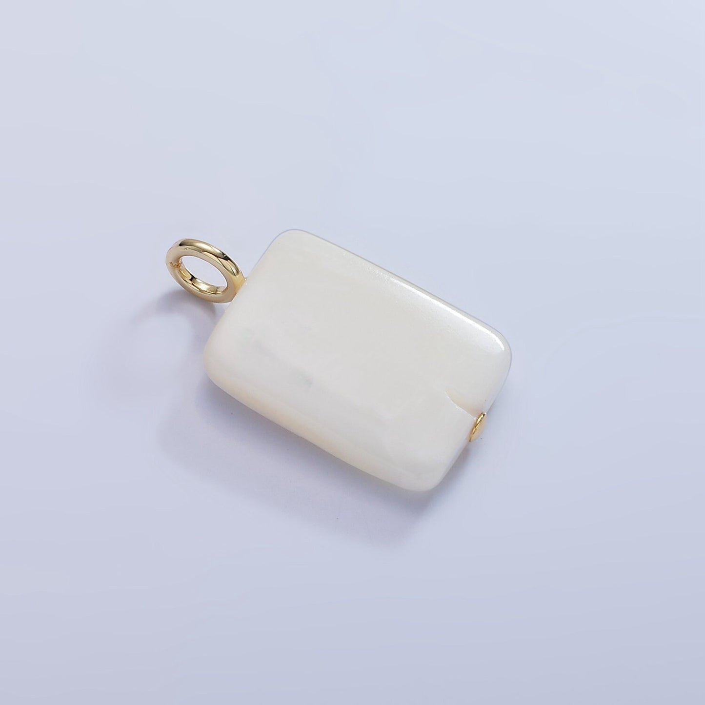 Flat White Rectangular Pearl Pendant 16K | P-1785