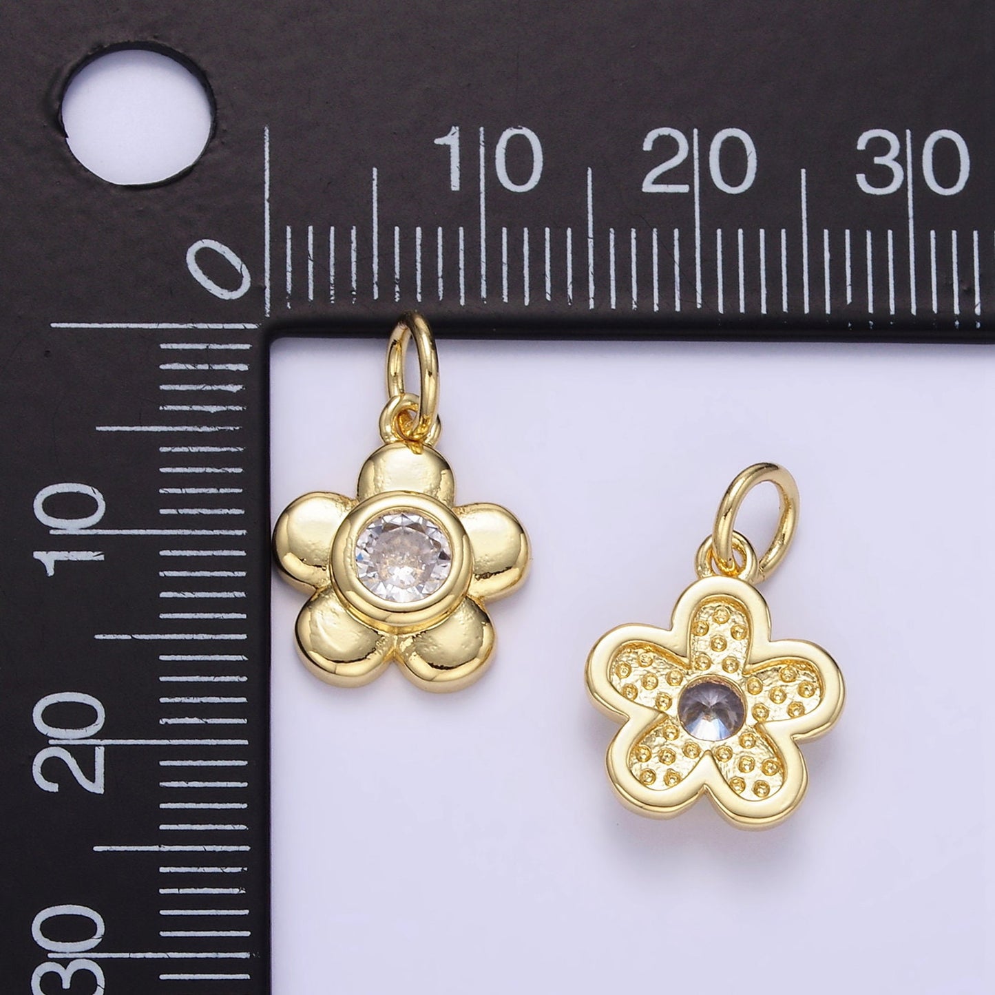 18K Gold Filled Clear CZ Chubby Daisy Flower Petal | E243