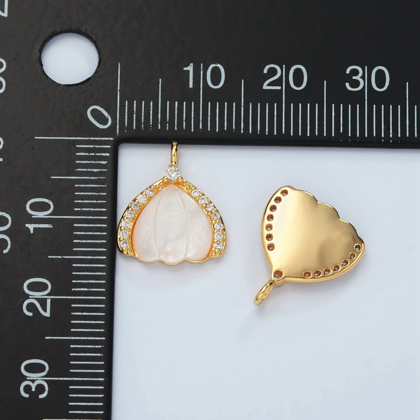 24k Gold Filled Shell Pearl Charm Flower Charms Pendant with Micro Pave Cz Stone for Bracelet Necklace Earring Charm D680