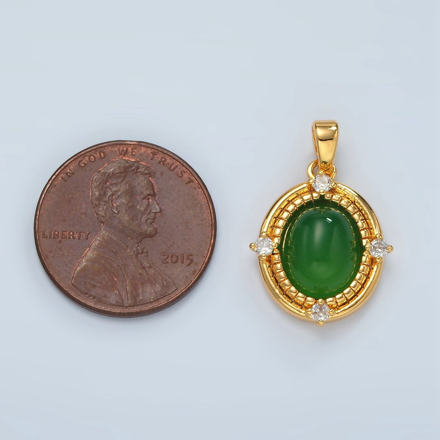 24K Gold Filled Green Jade Oval Medallioin Charm Pendant | H908