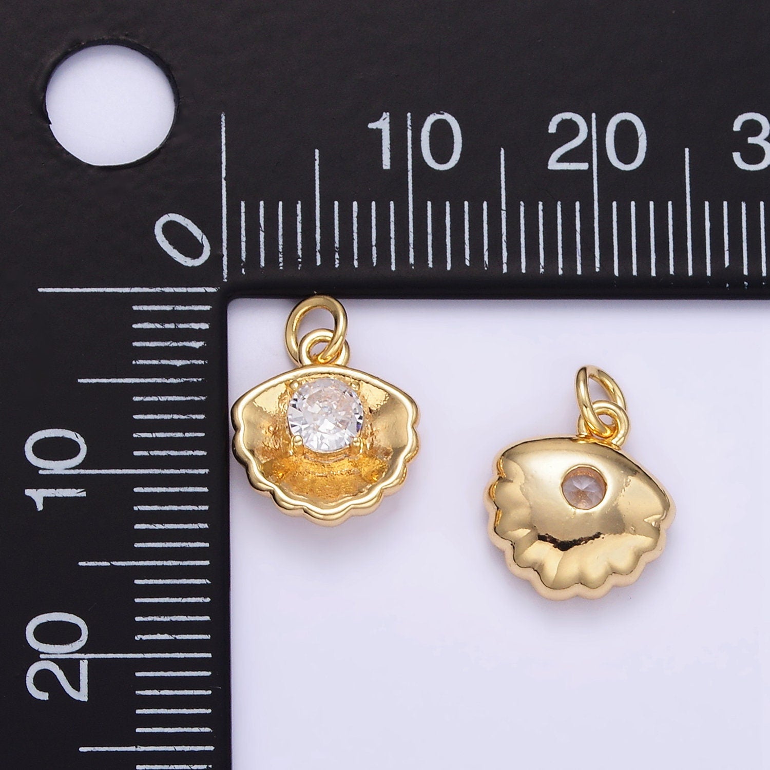 24K Gold Filled Clear CZ Clam Shell Mini Charm | AG844