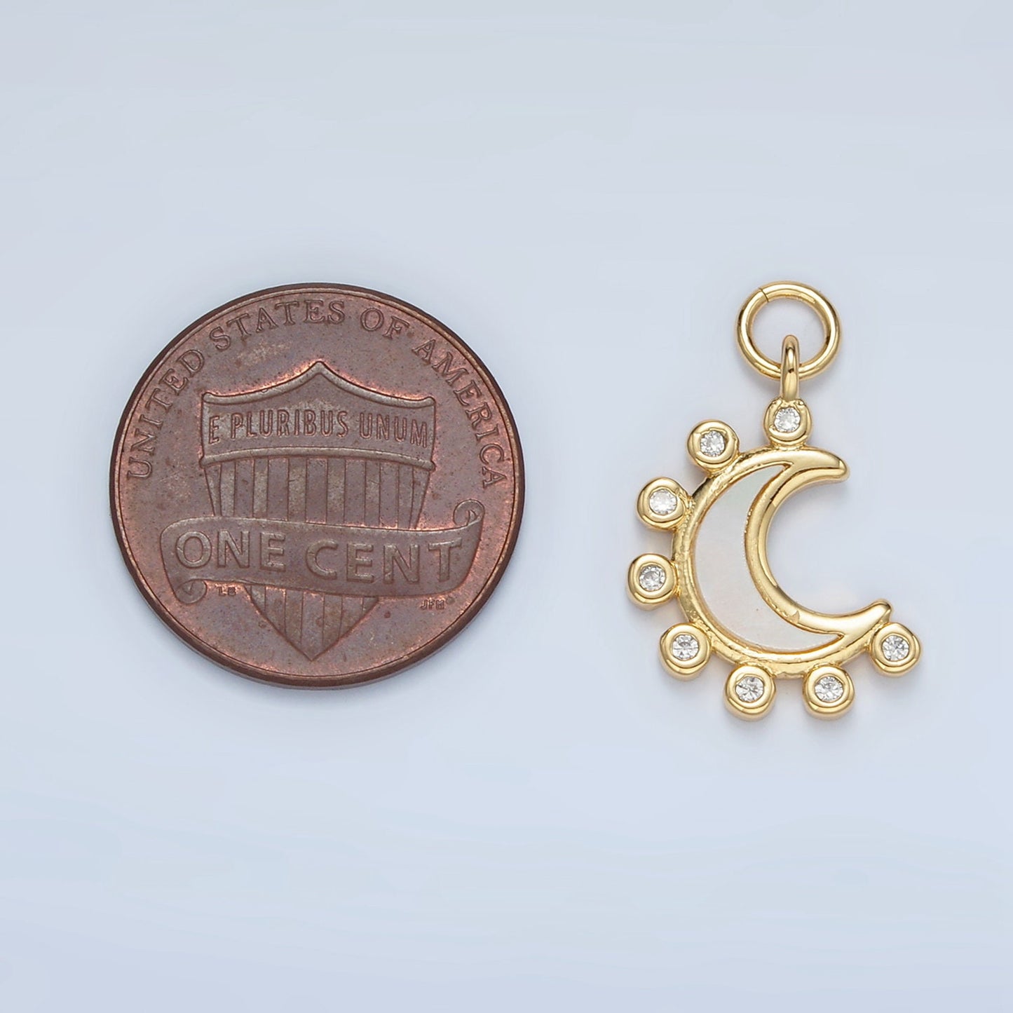 Mini 24k Gold Filled Moon Pearl Dangle Charms Gold Moon Charm for Bracelet Necklace Making Jewelry Supplies M138