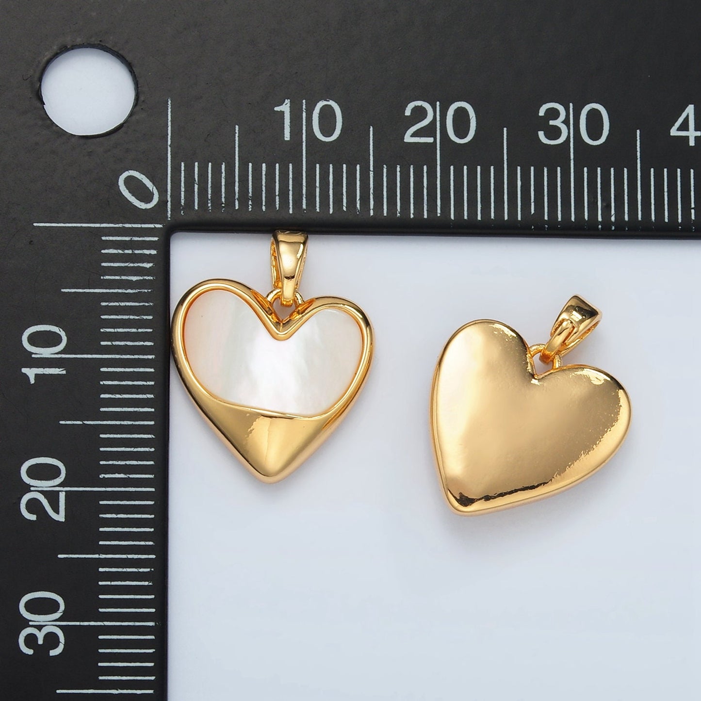 Shell Pearl Minimalist Heart Charm in 24k Gold Filled Pendant for bracelet Necklace Jewelry Making H-498