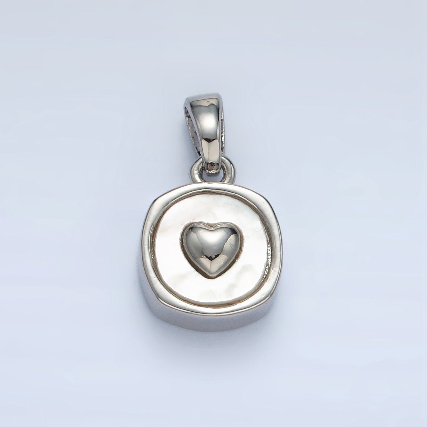 24K Gold Filled Round Shell Pearl Heart Stamped Pendant in Gold & Silver | AA1524