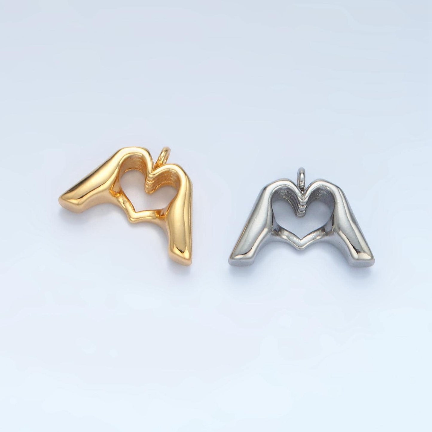 24K Gold Filled Heart Charm Hand Gesture Charm for Necklace Bracelet Charm Bar Supplies E372