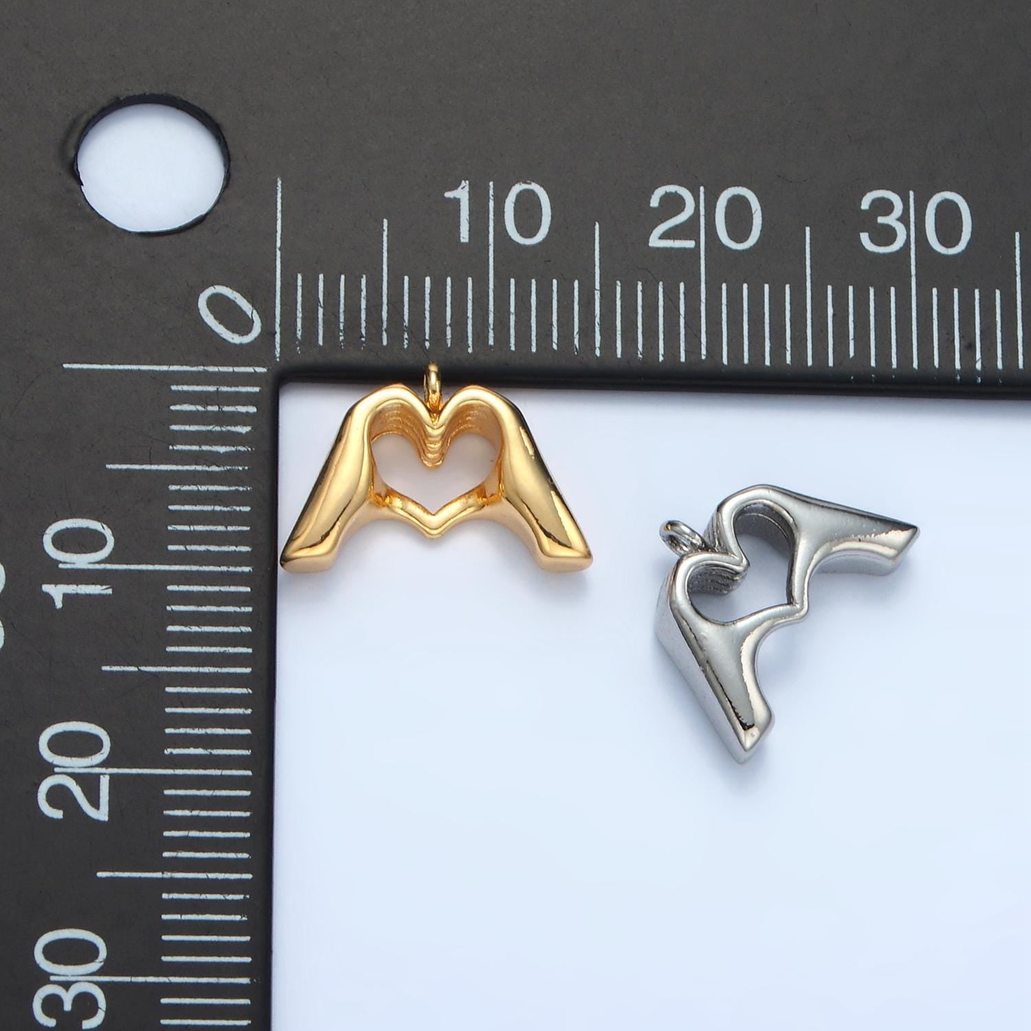 24K Gold Filled Heart Charm Hand Gesture Charm for Necklace Bracelet Charm Bar Supplies E372