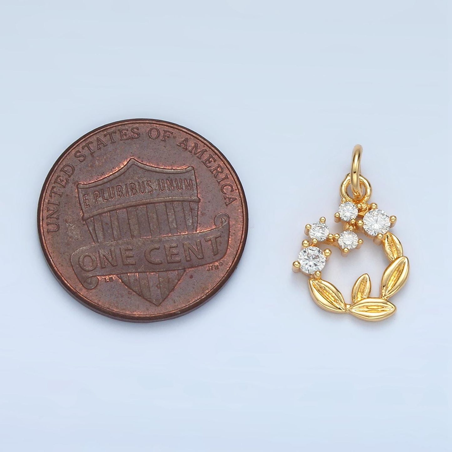 Round Leaf Wreath CZ Paved Environmental Gold Filled Charm | X-555