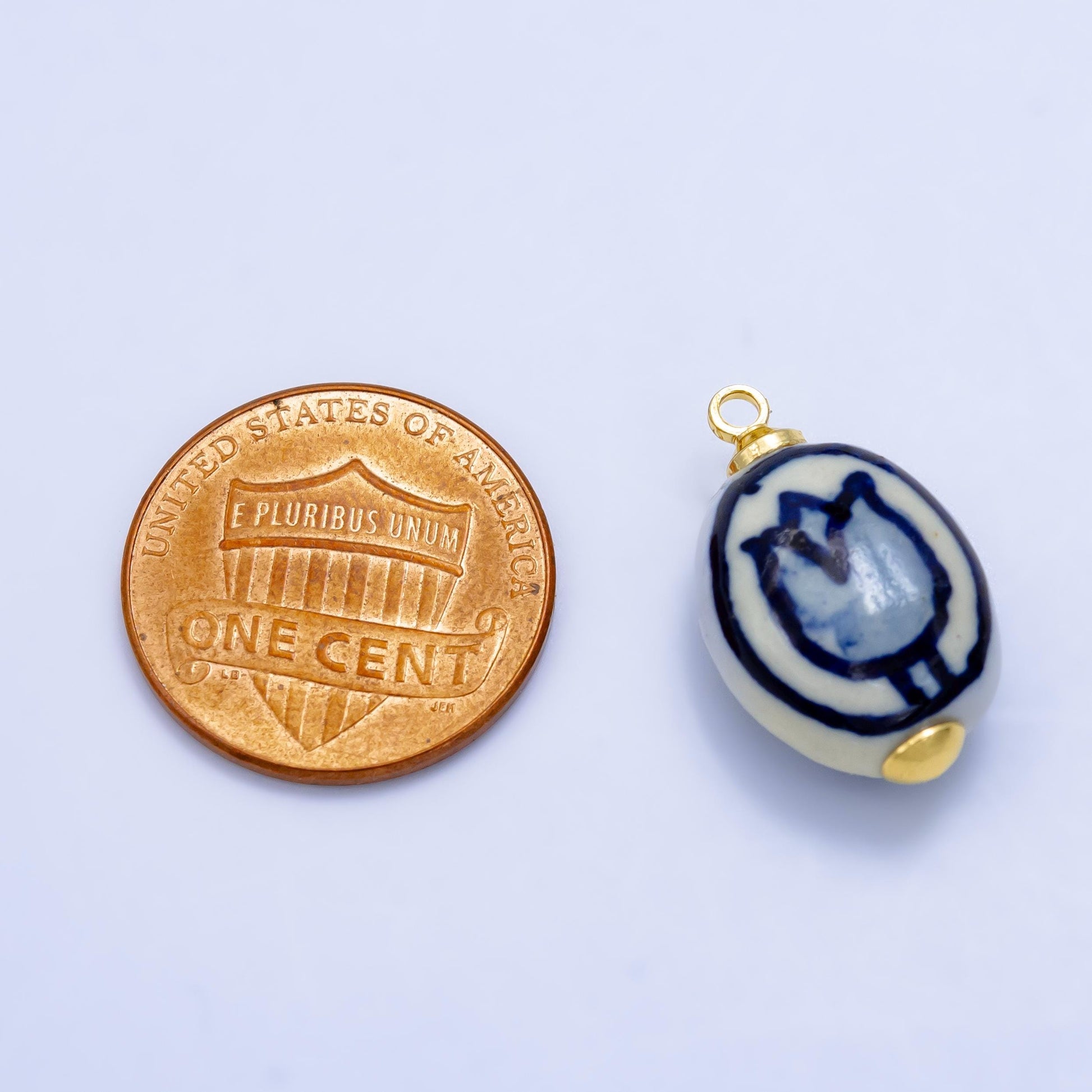 Dainty Oval Ceramic Charm Handmade Blue Tulip Painting Ceramic Porcelain Vintage Charm For Necklace Bracelet Jewelry Making Supply W075