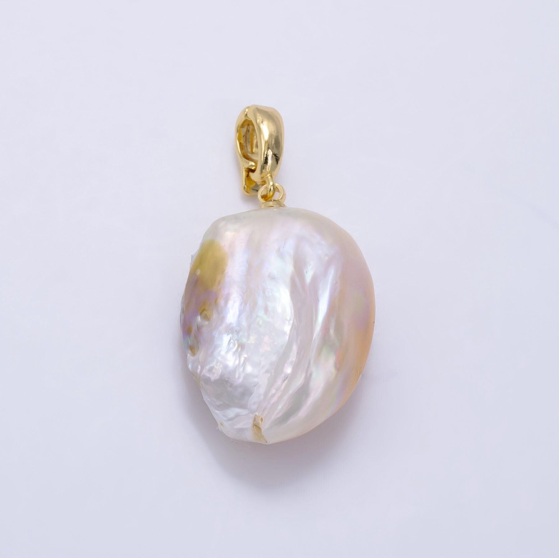 Flat Oval Irregular Pearl 26mm Latch Clasp | P-1884