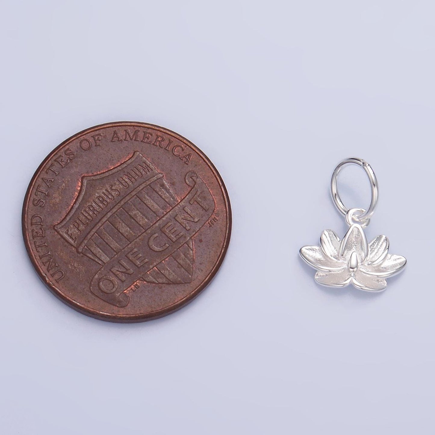 Mini S295 Sterling Silver Lotus Charms Silver Flower Charms for Yoga Meditation bracelet Necklace Earring Component SL519