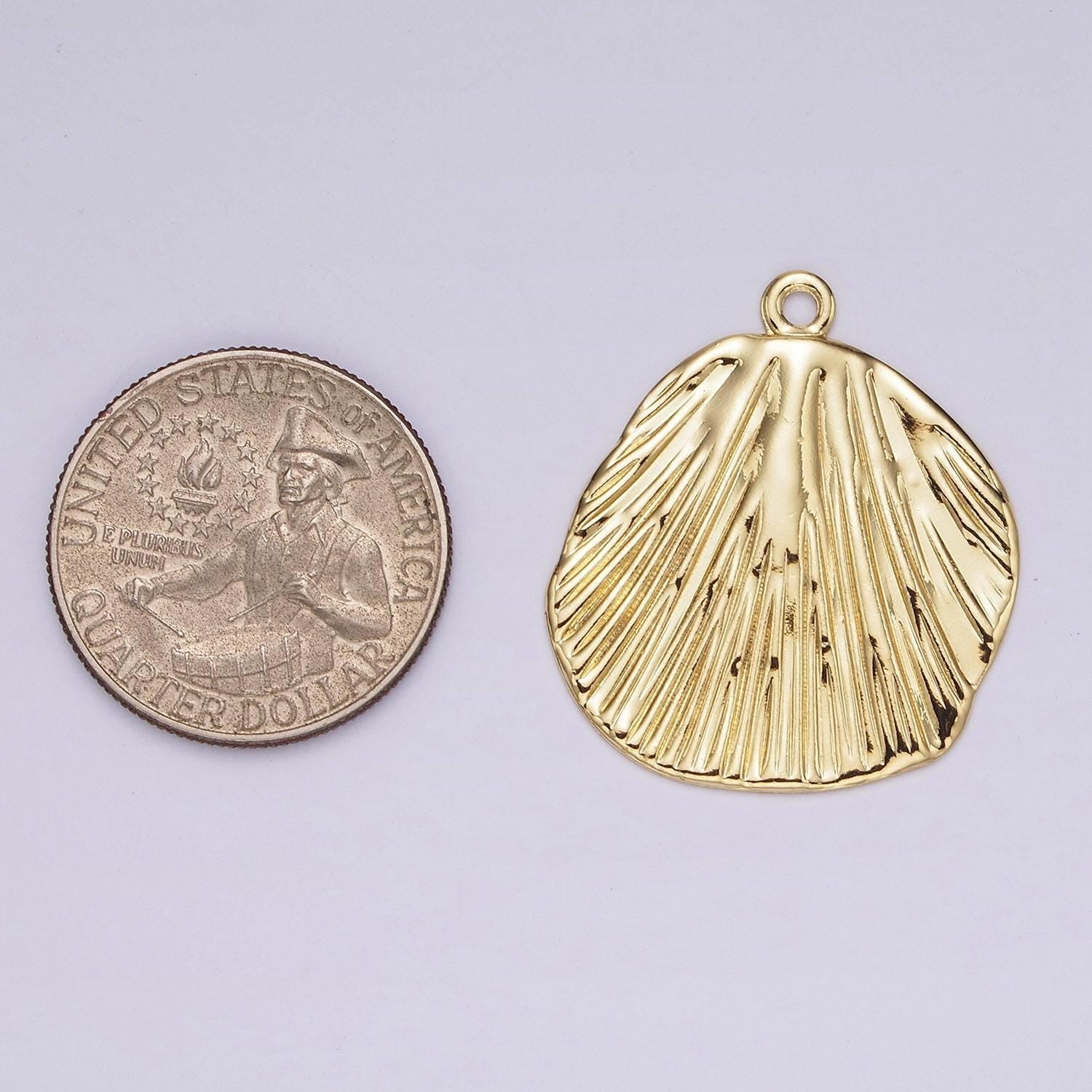 14k gold filled sunburst hammered lined round charm | ag546