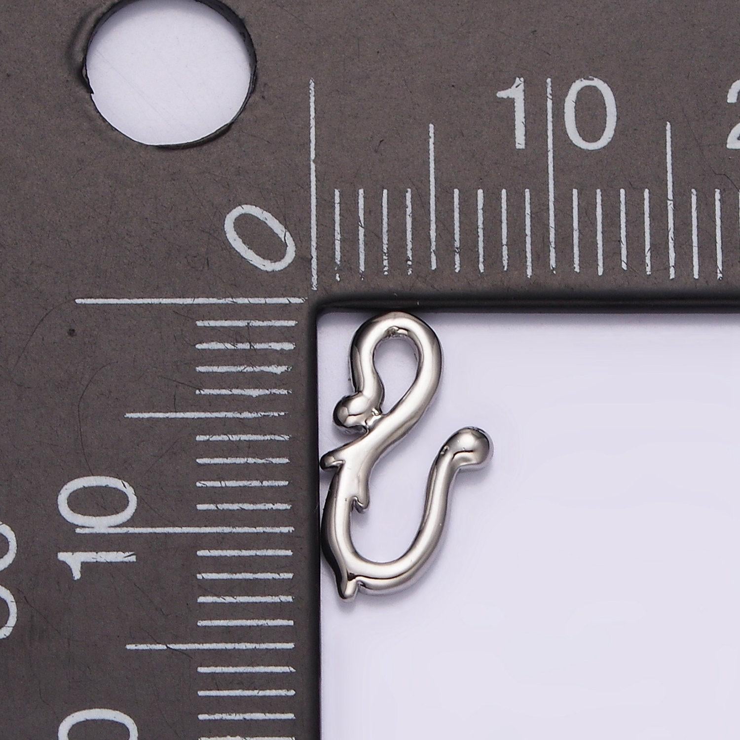 Mini molten vine hook closure findings supply in silver plated | z-658