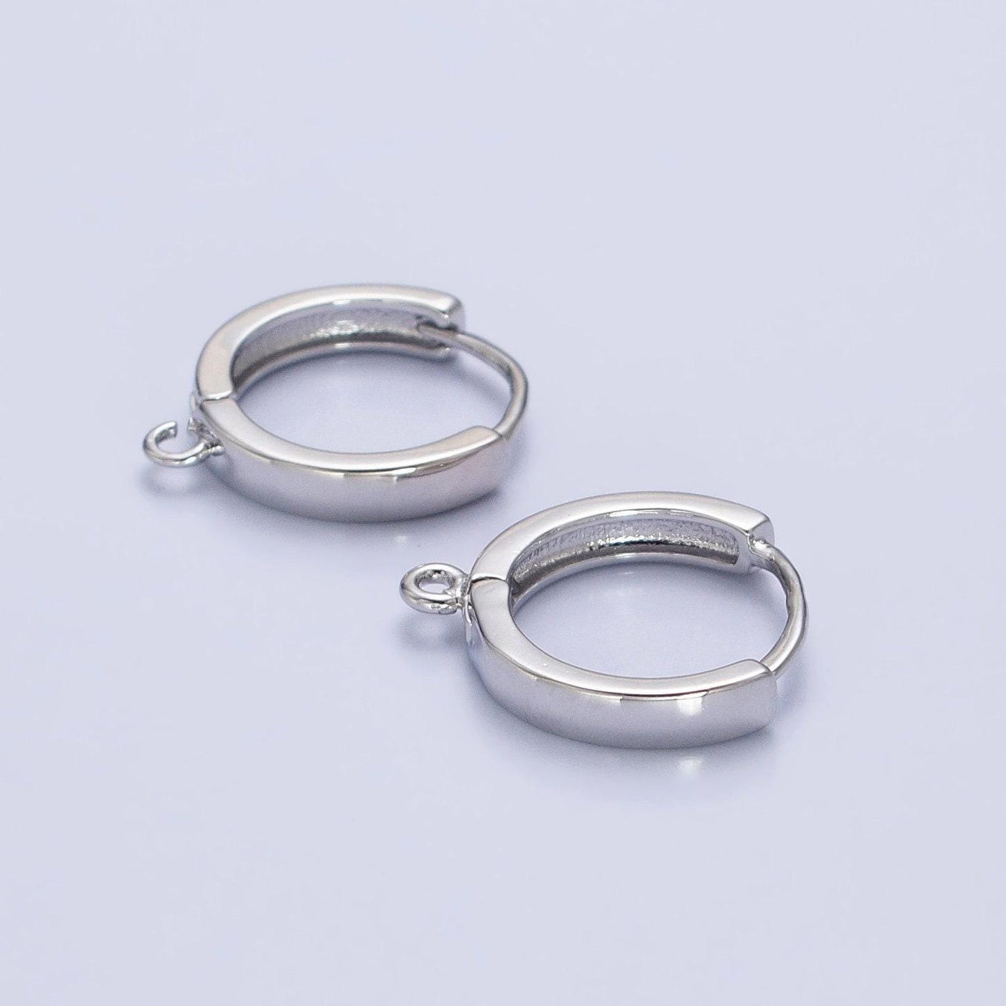 Silver open loop 15.5mm huggie earrings in silver and gold| z-335