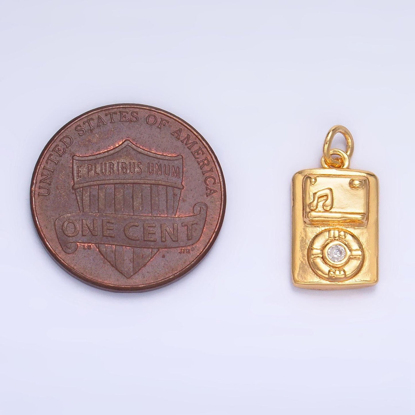 24k gold filled music player charm pendant retro gadget charm necklace gift idea gold charm for bracelet necklace w042