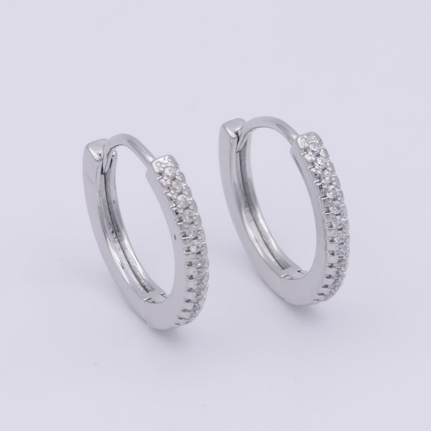 1 pair minimalist cz huggie hoops in gold / silver 19mm clicker hoops dainty hoops earring simple lever back hoop earrings