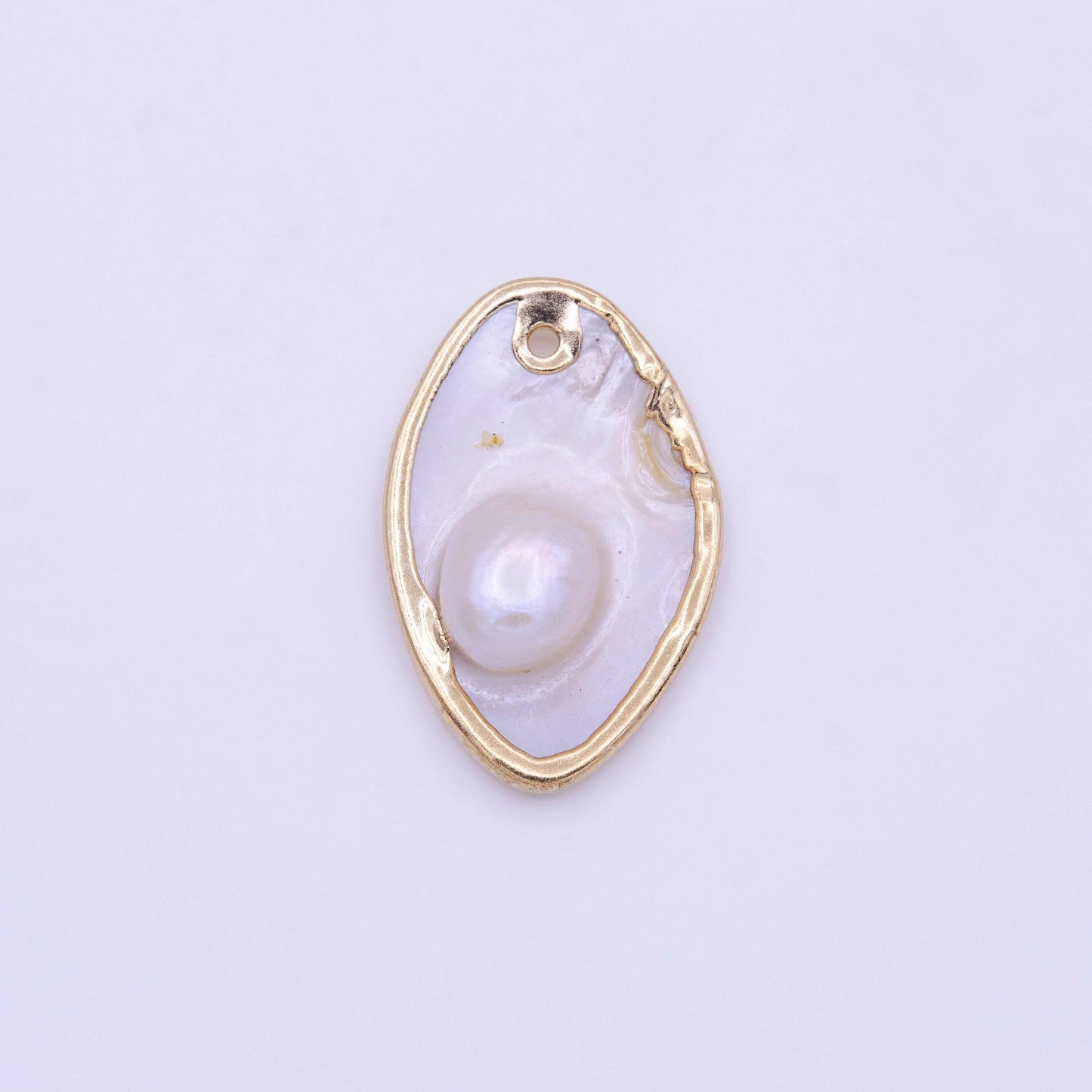 1pc wholesale natural mother of pearl charm abstract oval shape aprox 27 x 17 mm, gold plated charm p1843