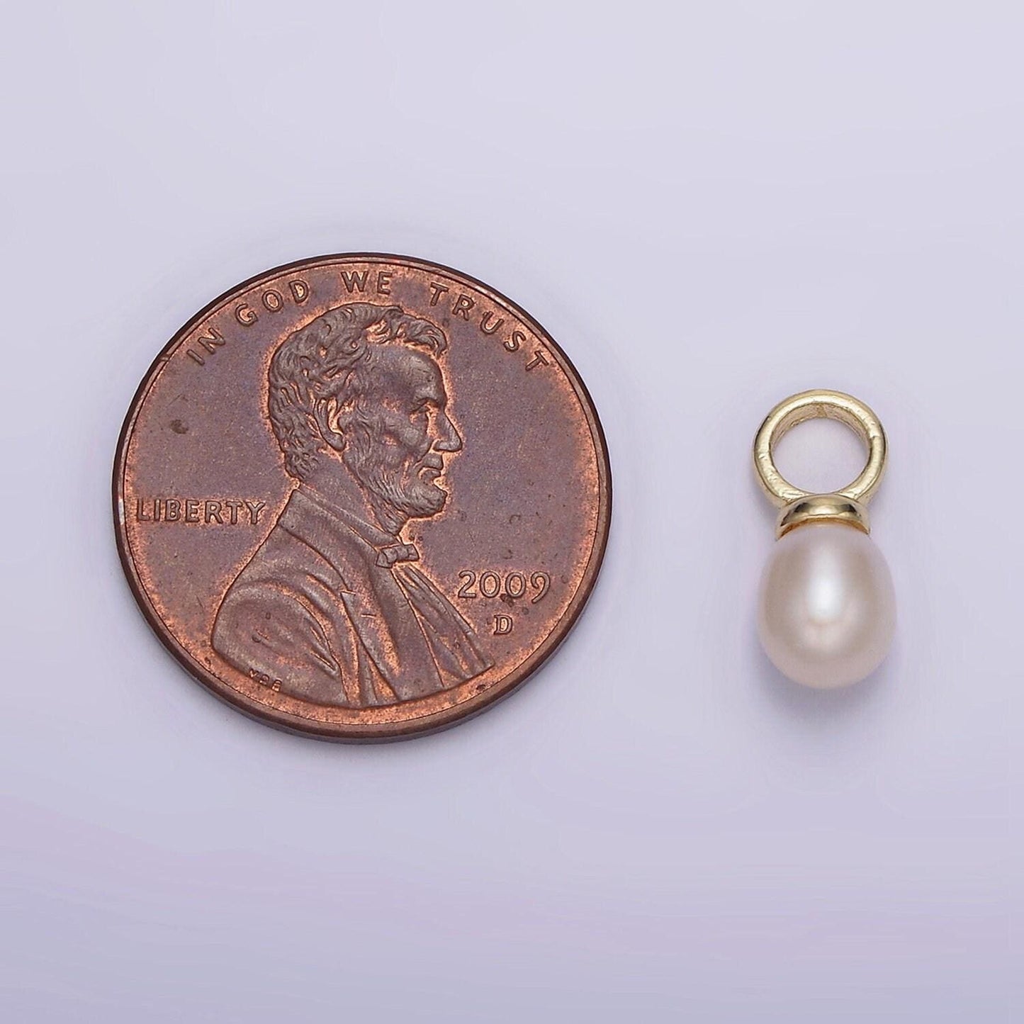 14k gold filled 13.5mm white freshwater pearl drop charm | p-1626